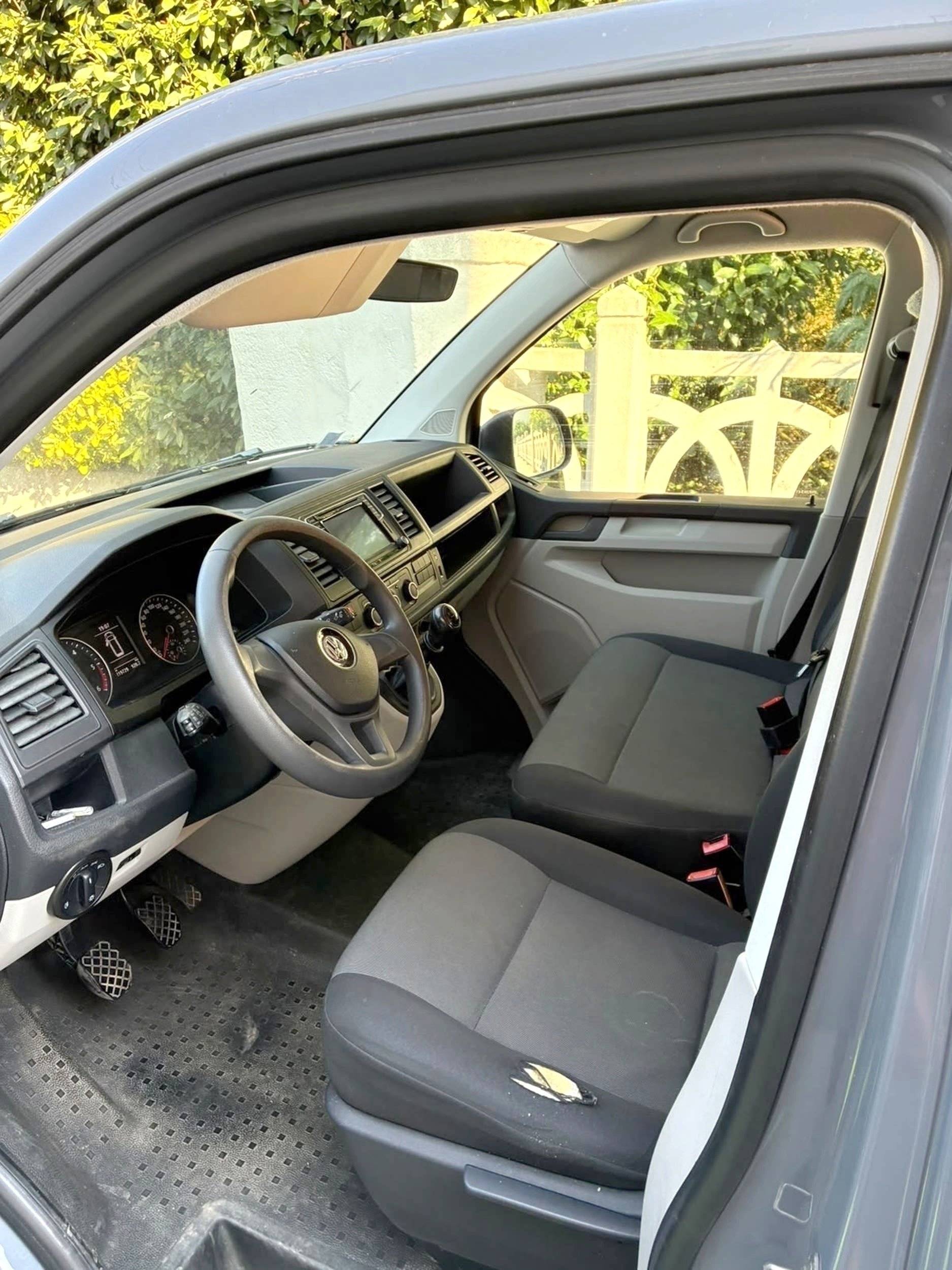 Cabina de condução Volkswagen T6 2 l 102 - Yescapa