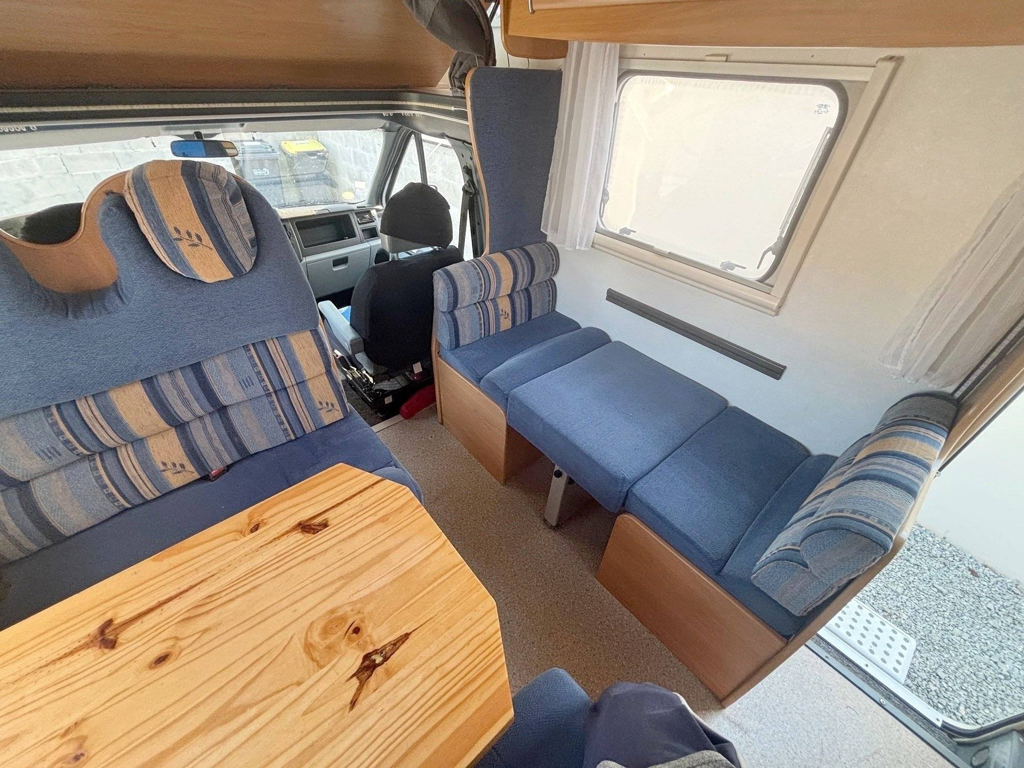 Eethoek Ford Ford Transit 2.4 tdci - Yescapa