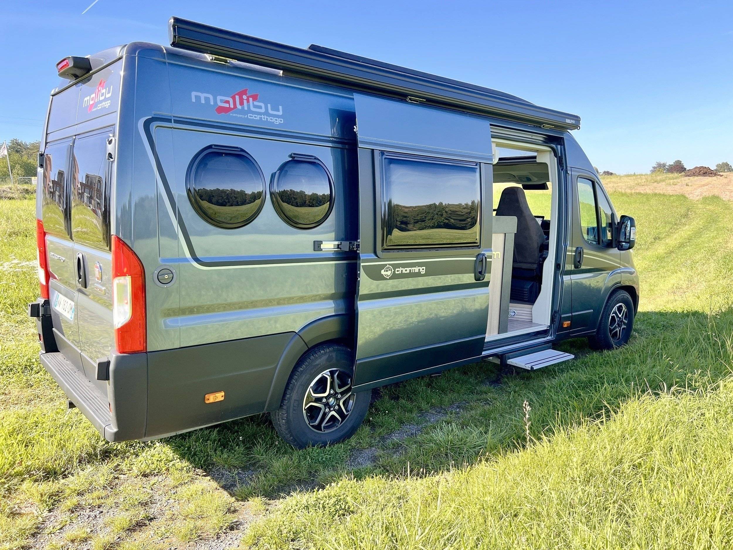 Malibu malibu charming GT skyview 600 DB