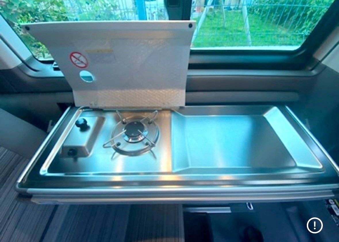 Volkswagen T6.1 California Beach