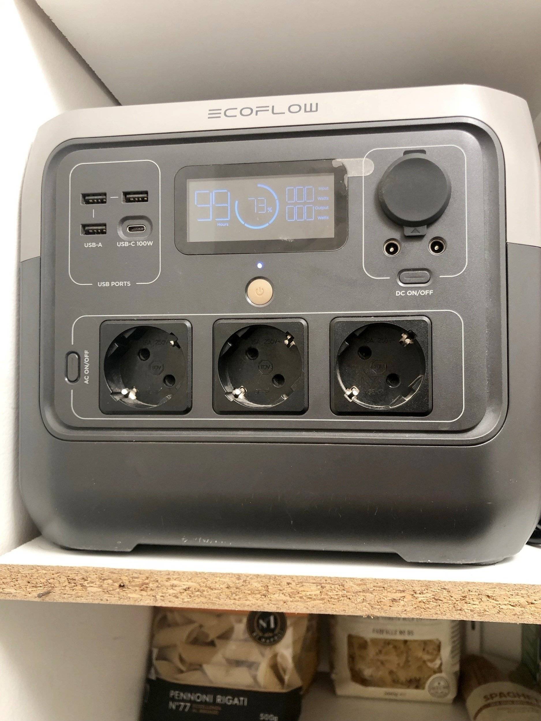 Couchages Opel Vivaro 2.0 115cv 16v - Yescapa