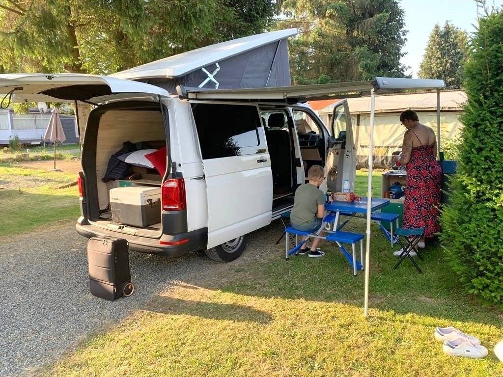 Combeing Combeing full