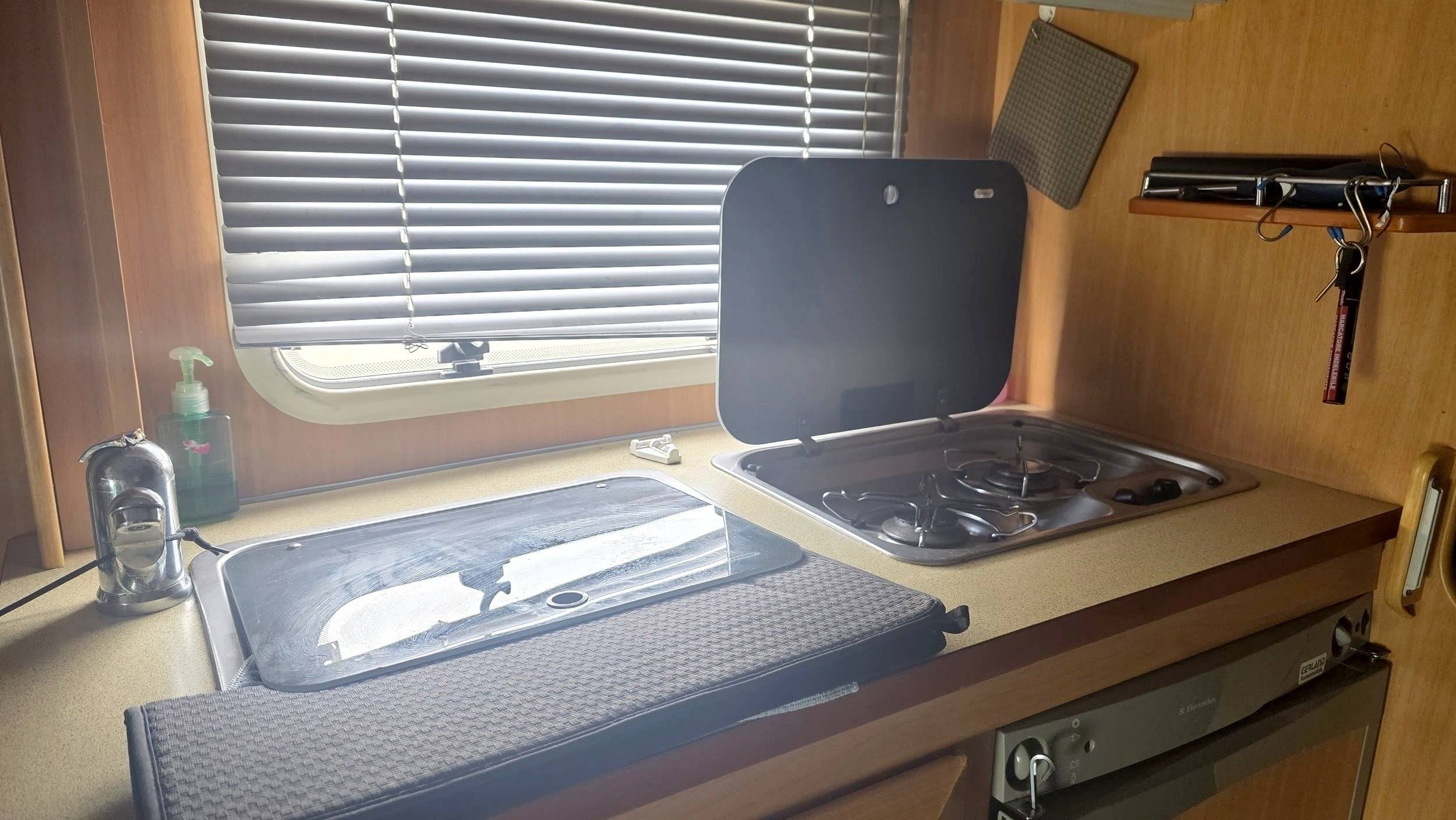 Kitchenette Fiat 2,0 l 115 ch - Yescapa