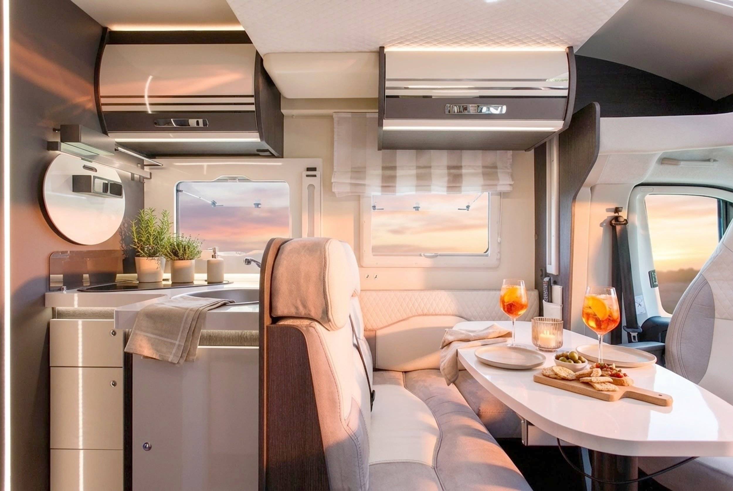 Kitchenette Fiat Fiat Ducato 2.2 Euro 6 140cv - Yescapa