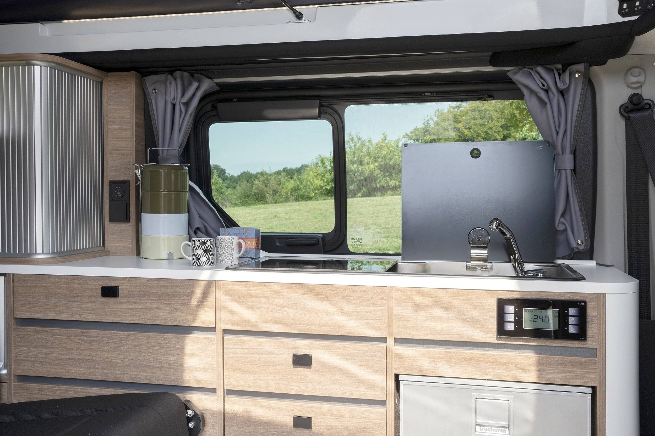 Bavaria Trafic L2H1 2 l 140 ch