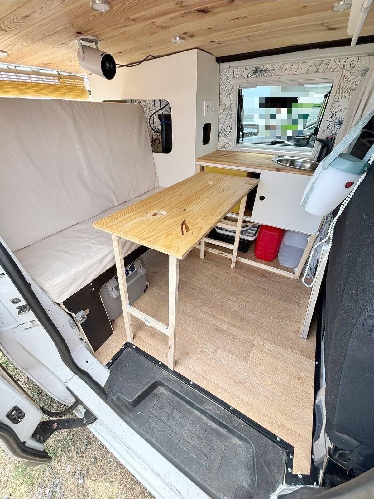 Dining Area Citroën Citroën jumpy - Yescapa