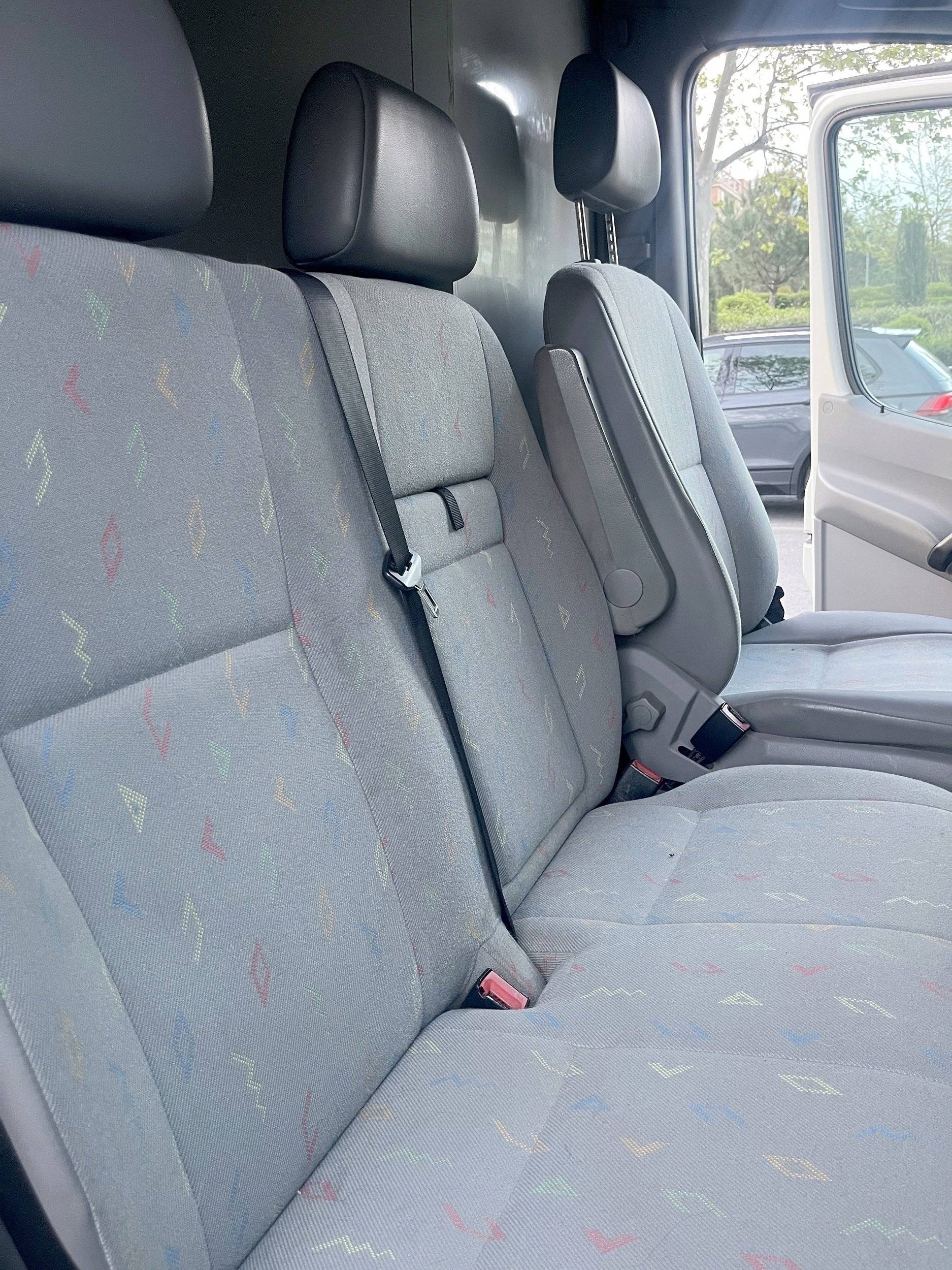 Volkswagen VOLKSWAGEN CRAFTER 2E35