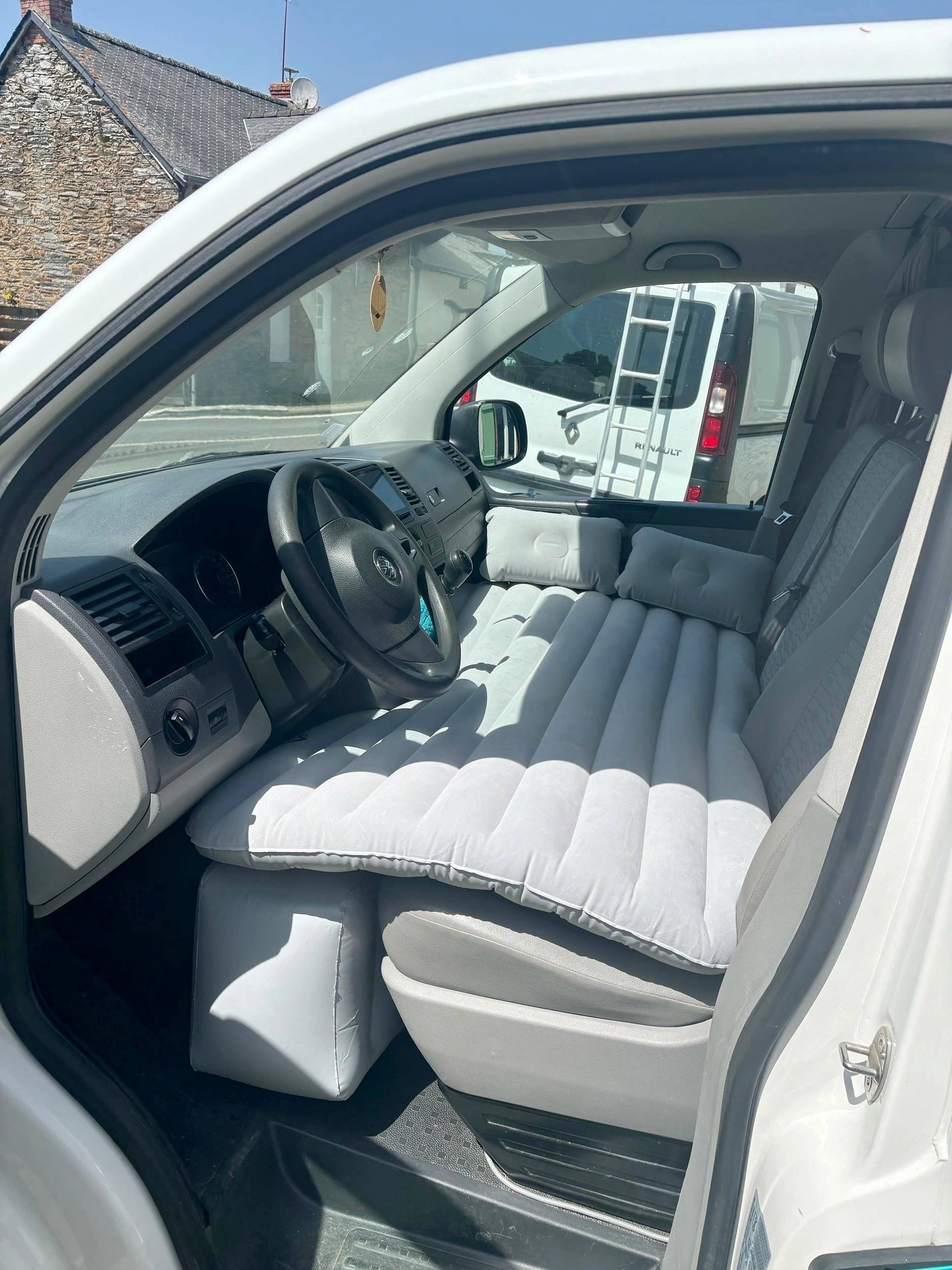 Volkswagen T5 2,0 l 84 ch