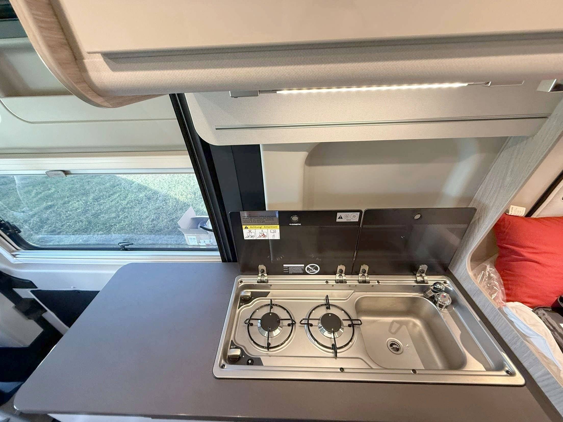 Coin cuisine Citroën 2.2L 140CV - Yescapa