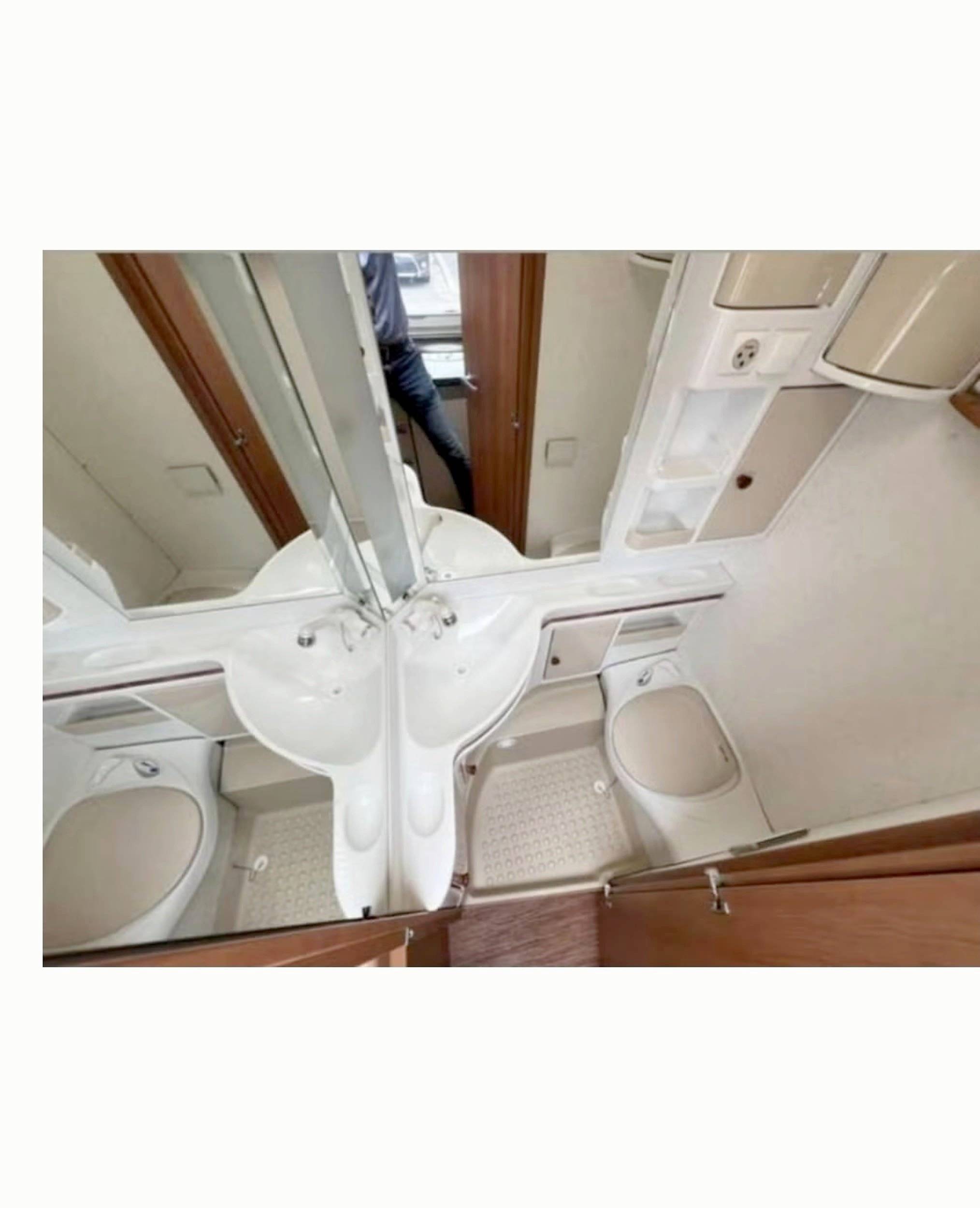 Doccia / Toilette Hobby Excellence Edition - Yescapa