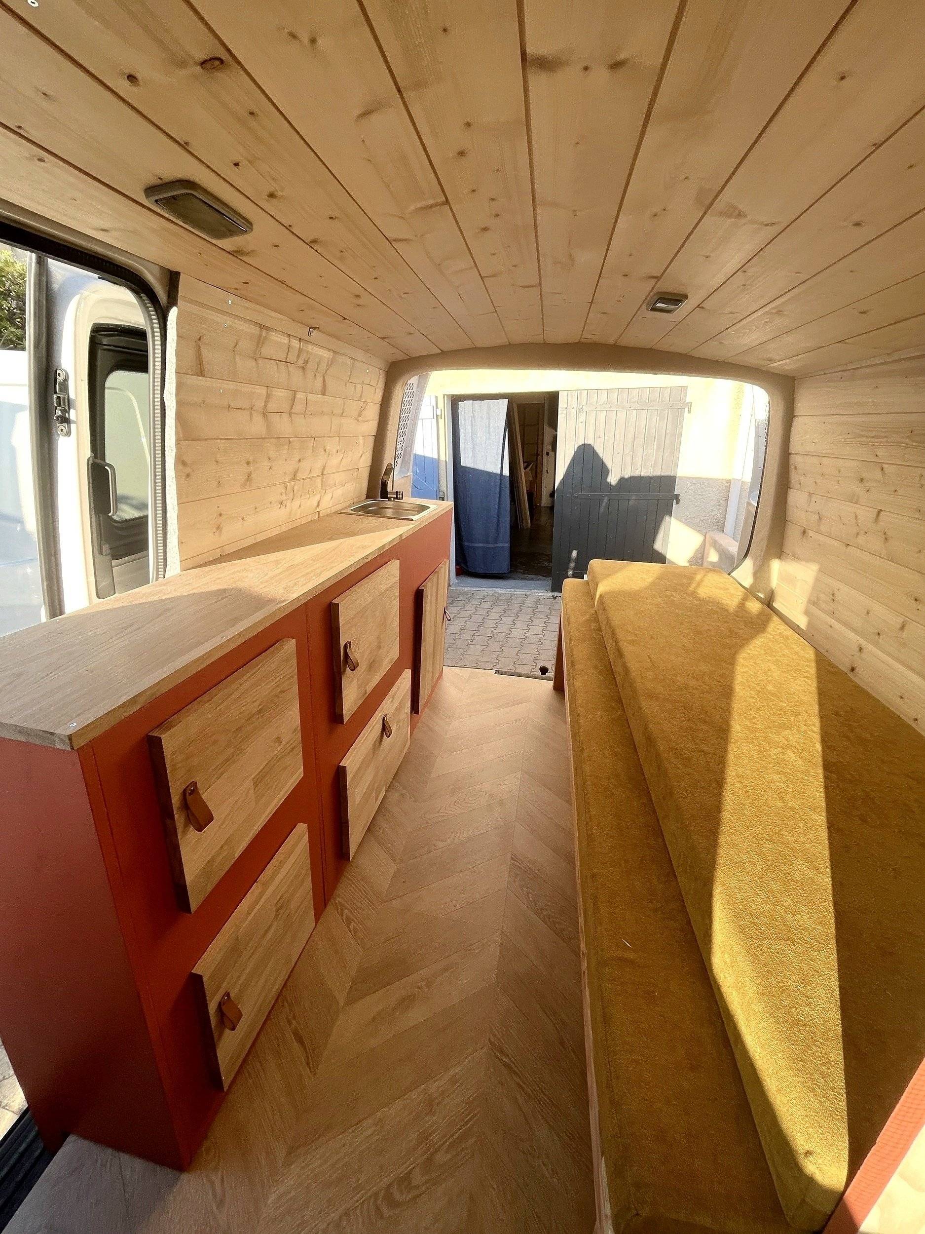 Volkswagen T6 2 l TDI 150 ch