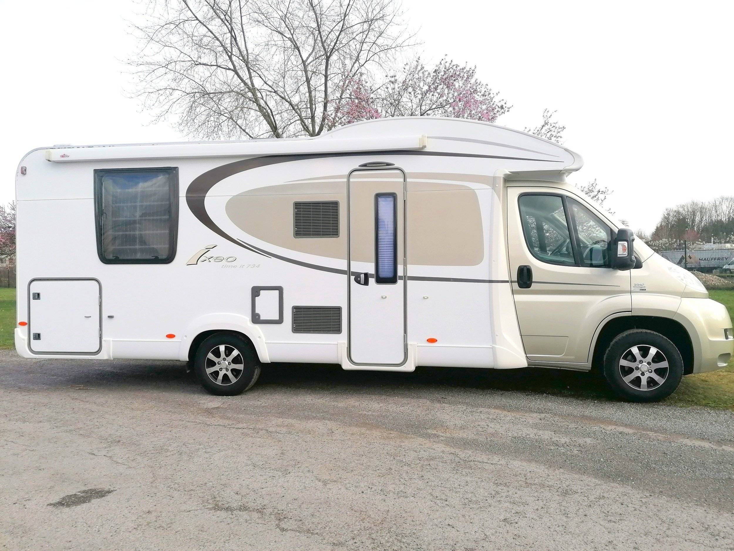 Bürstner Ixeo time IT 734