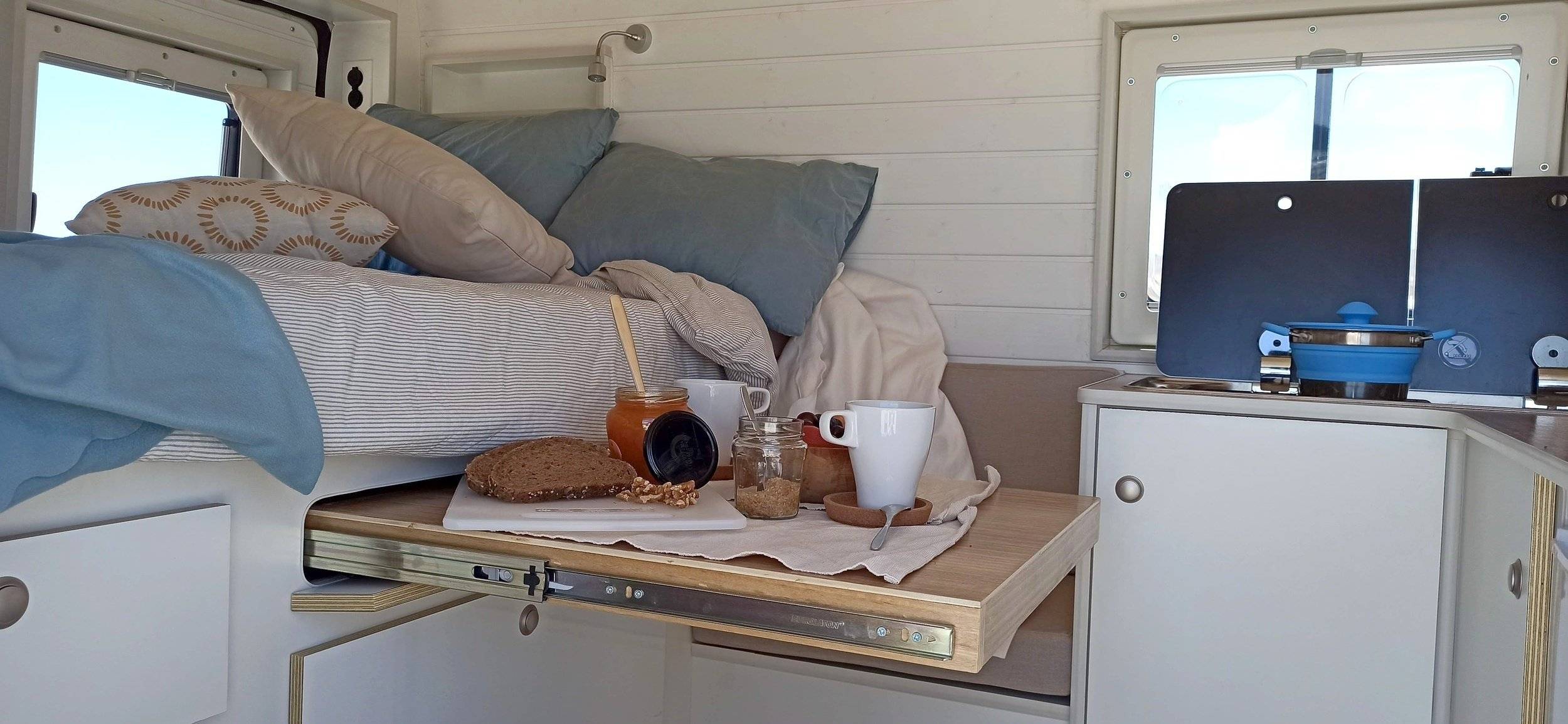 Dinette Peugeot - Yescapa