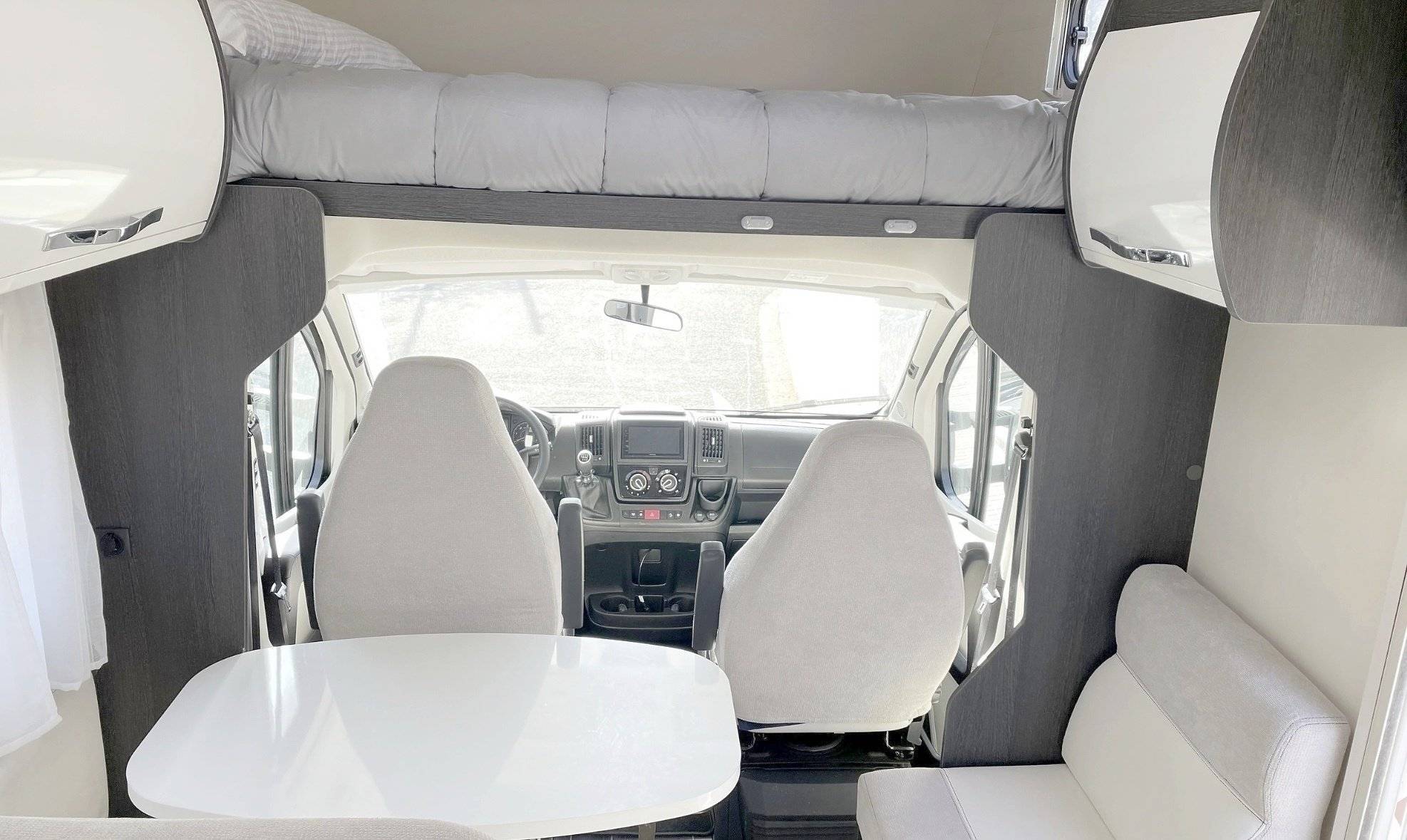 Dining Area Fiat FIAT DUCATO - Yescapa