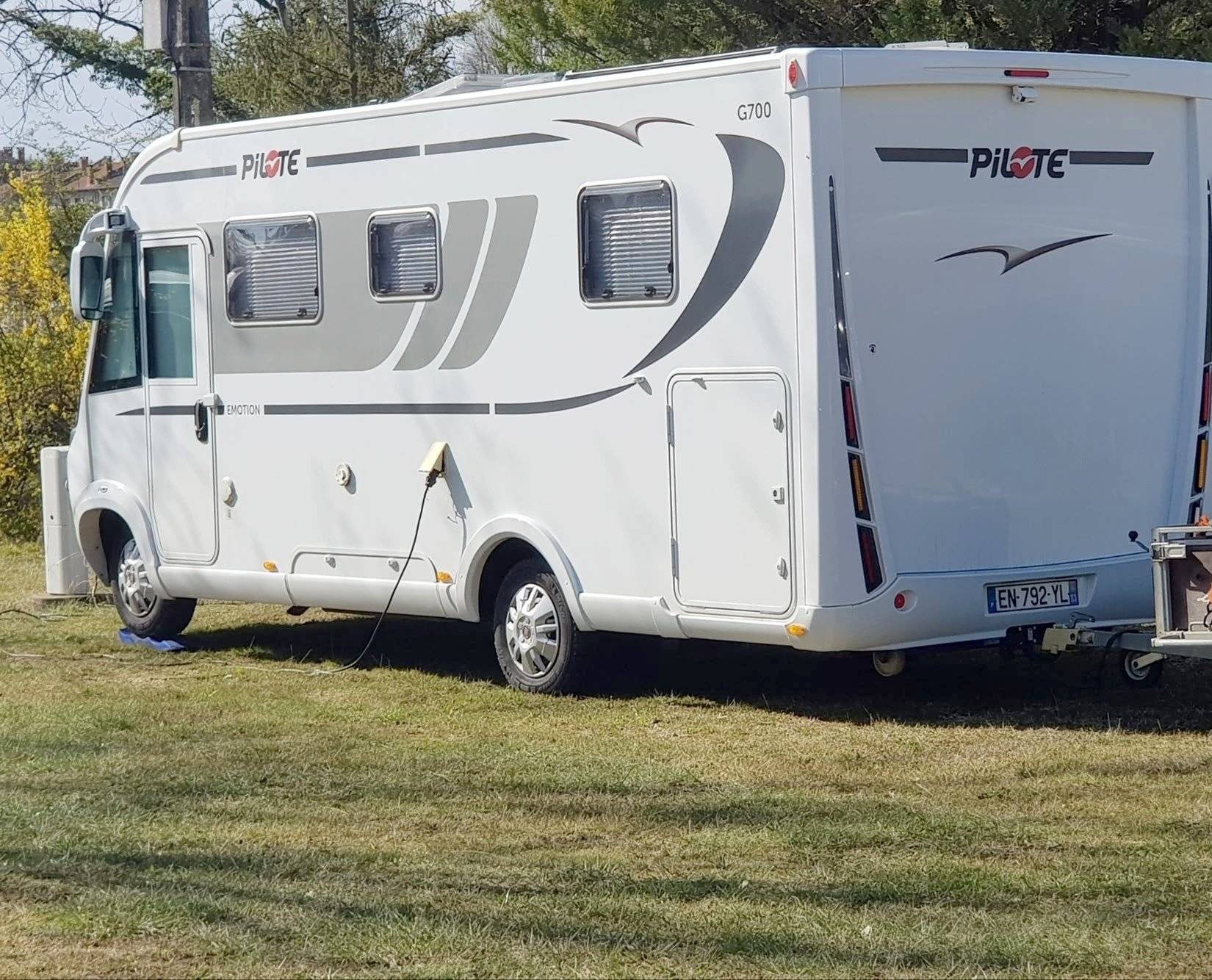 Pilote G700C Emotion