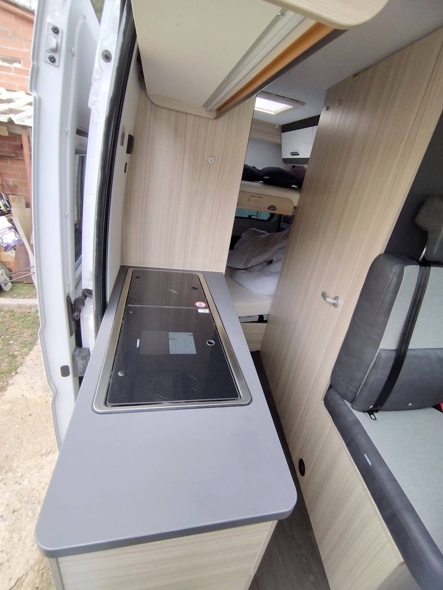 Sun Living V60 SP Family