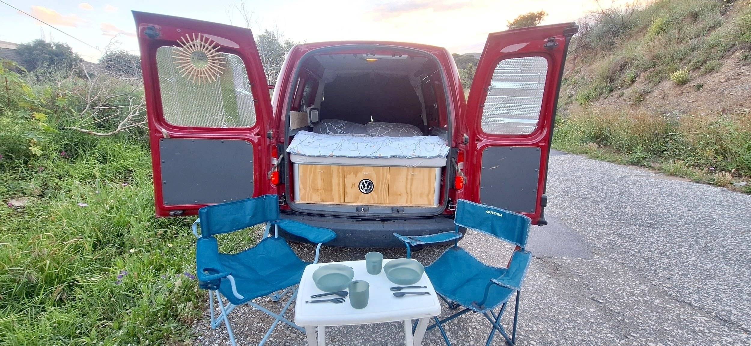 Other Volkswagen Caddy 1,6 l 75 ch - Yescapa