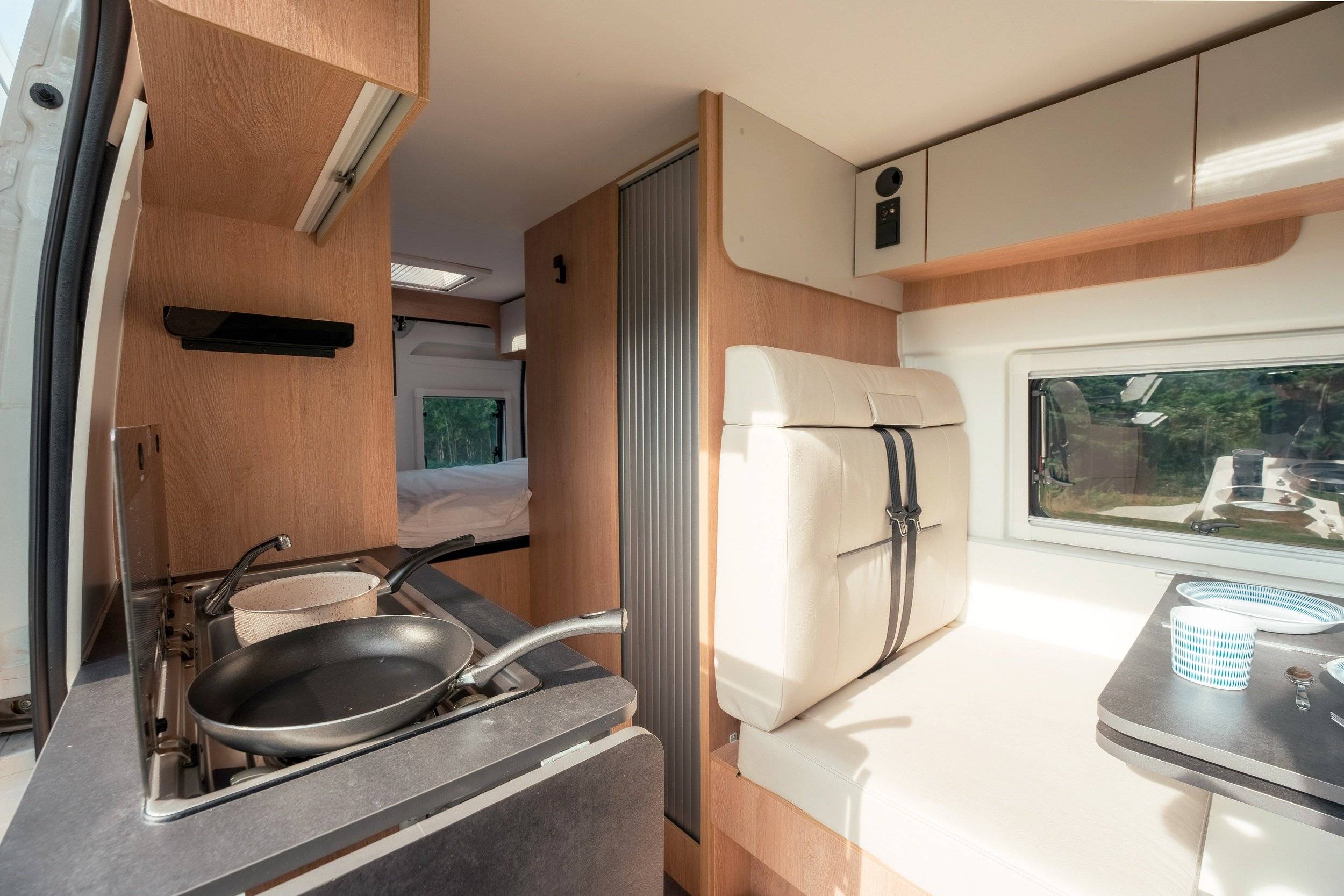 Sonstiges Eu Active Standard 2 Auto Base Eu Active Standard 2 Auto Base - Yescapa