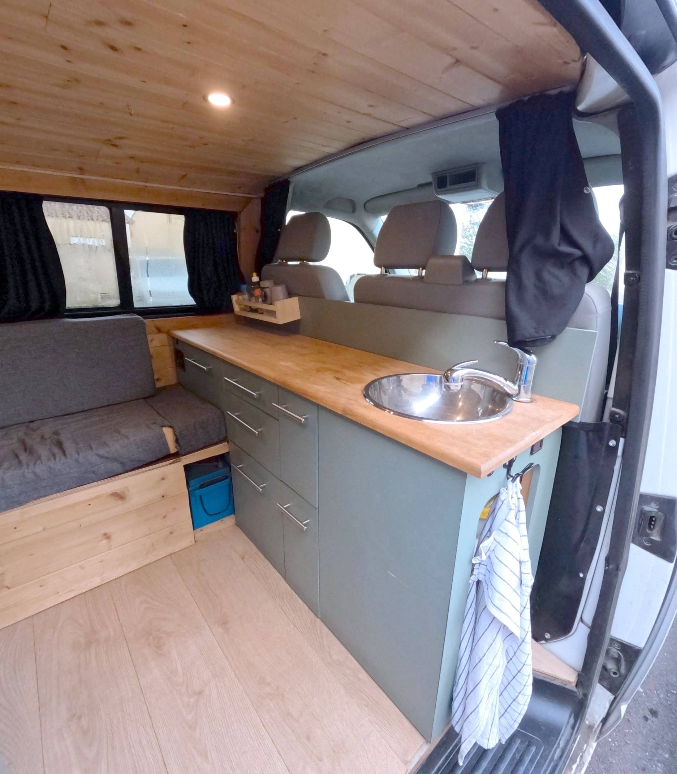 Volkswagen T5 Transporter 2,0 TDI 114cv