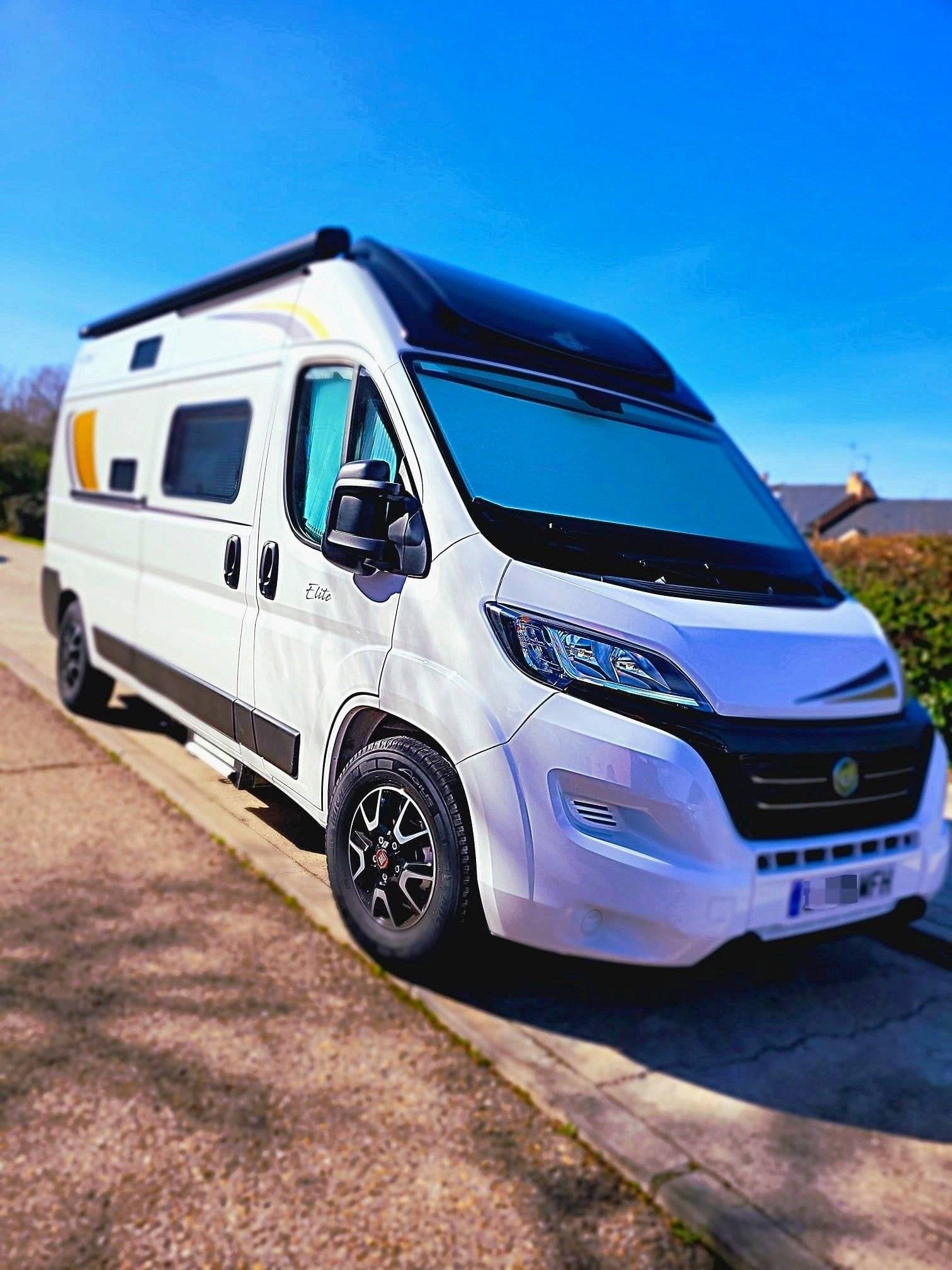 Front view from 3/4 Fiat Fiat - Yescapa