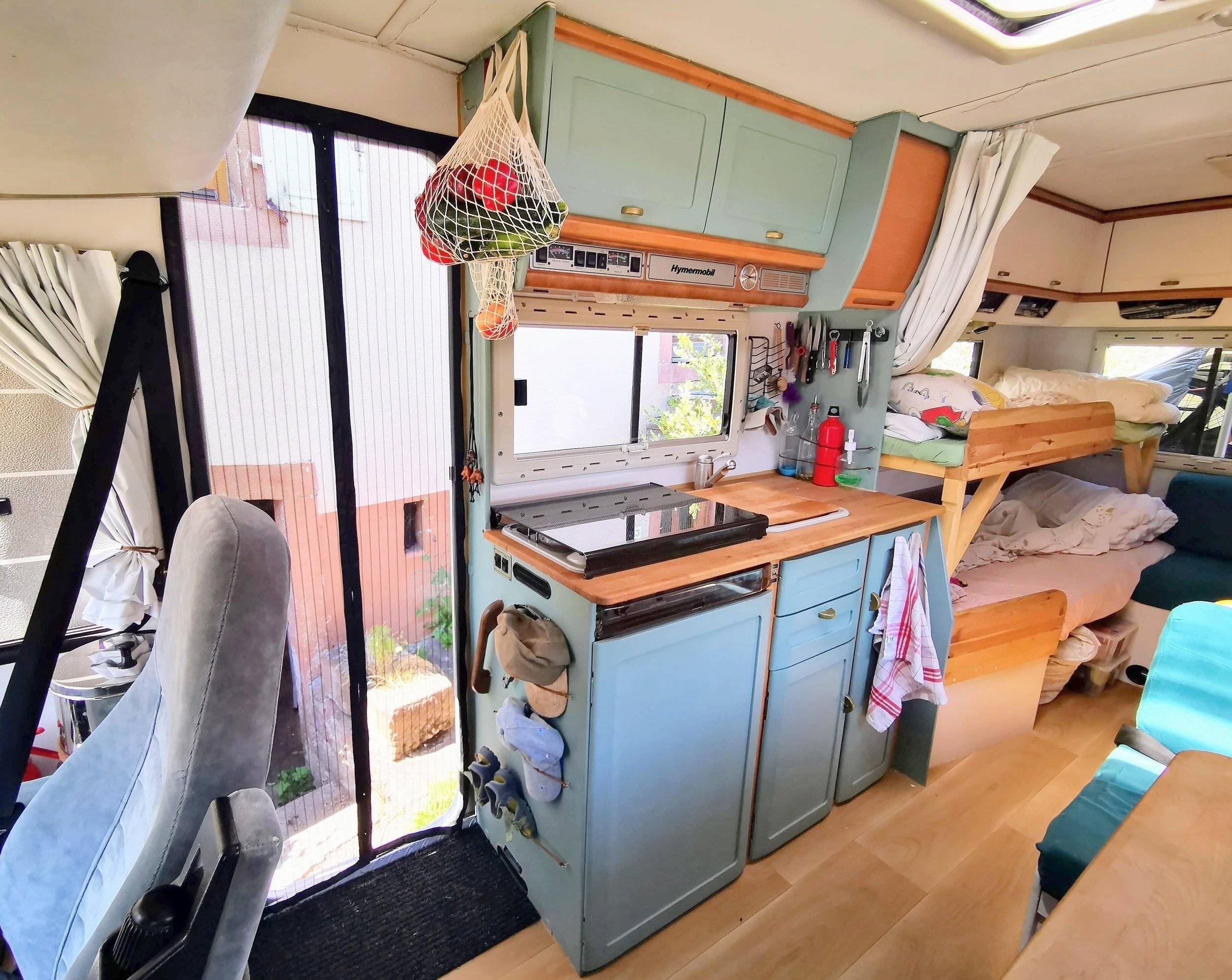 Hymer B594