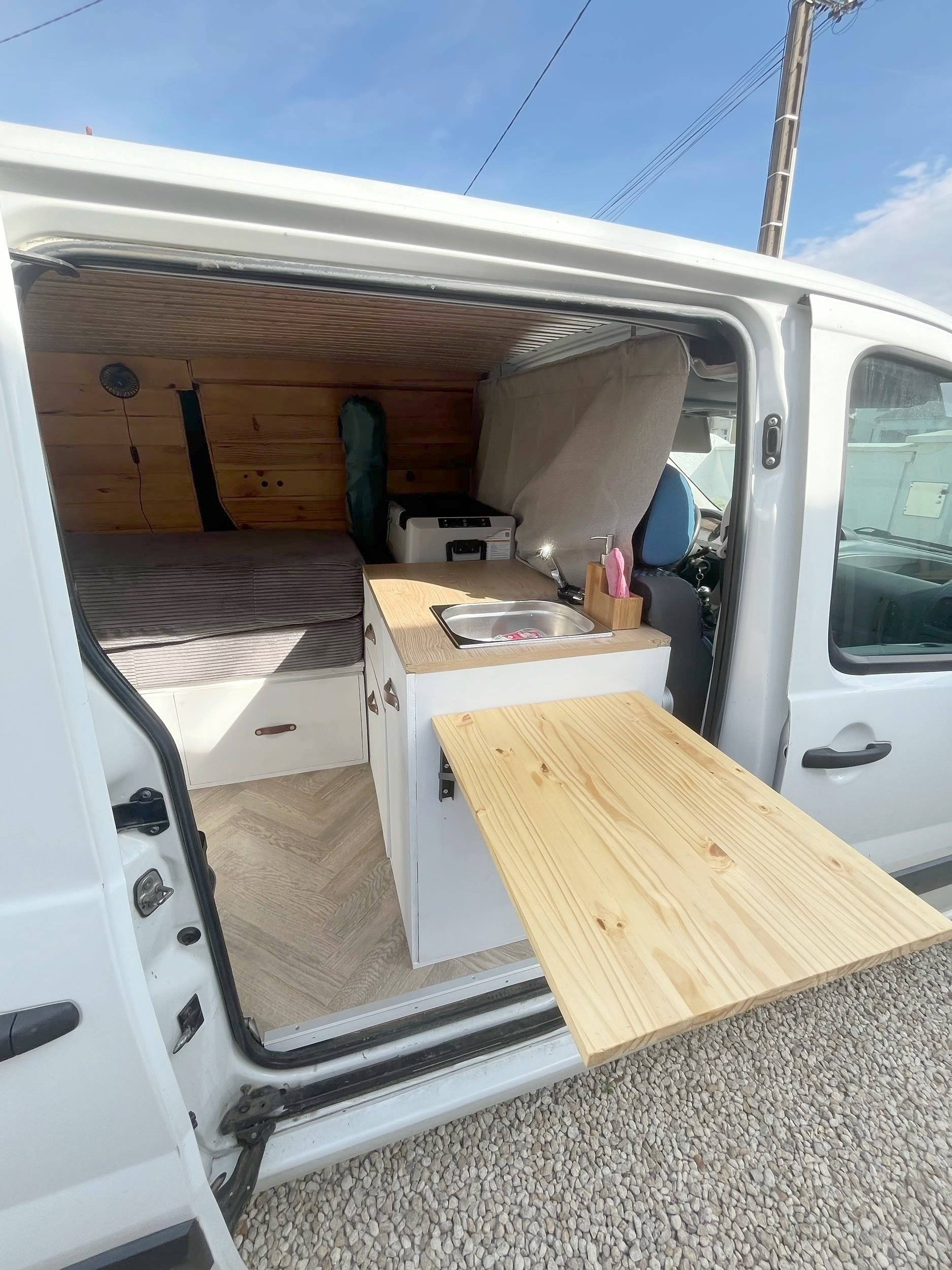 Kitchen Fiat - Yescapa