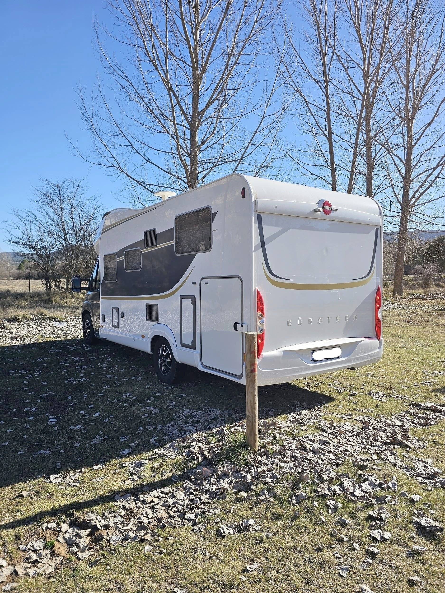 Bürstner Ixeo 726 g