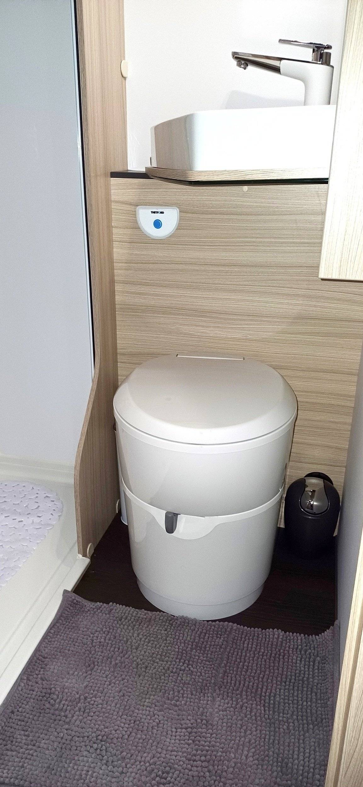 Adria Sun Living A Series A 70 DK