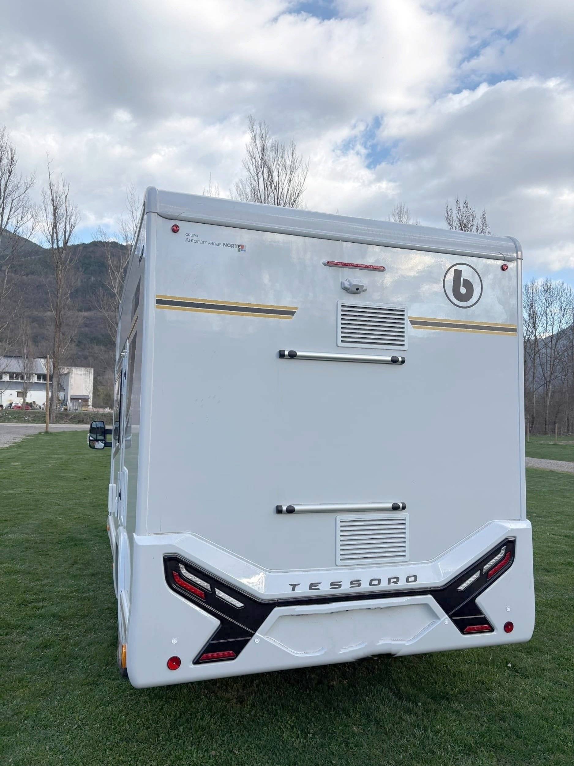 Benimar 481