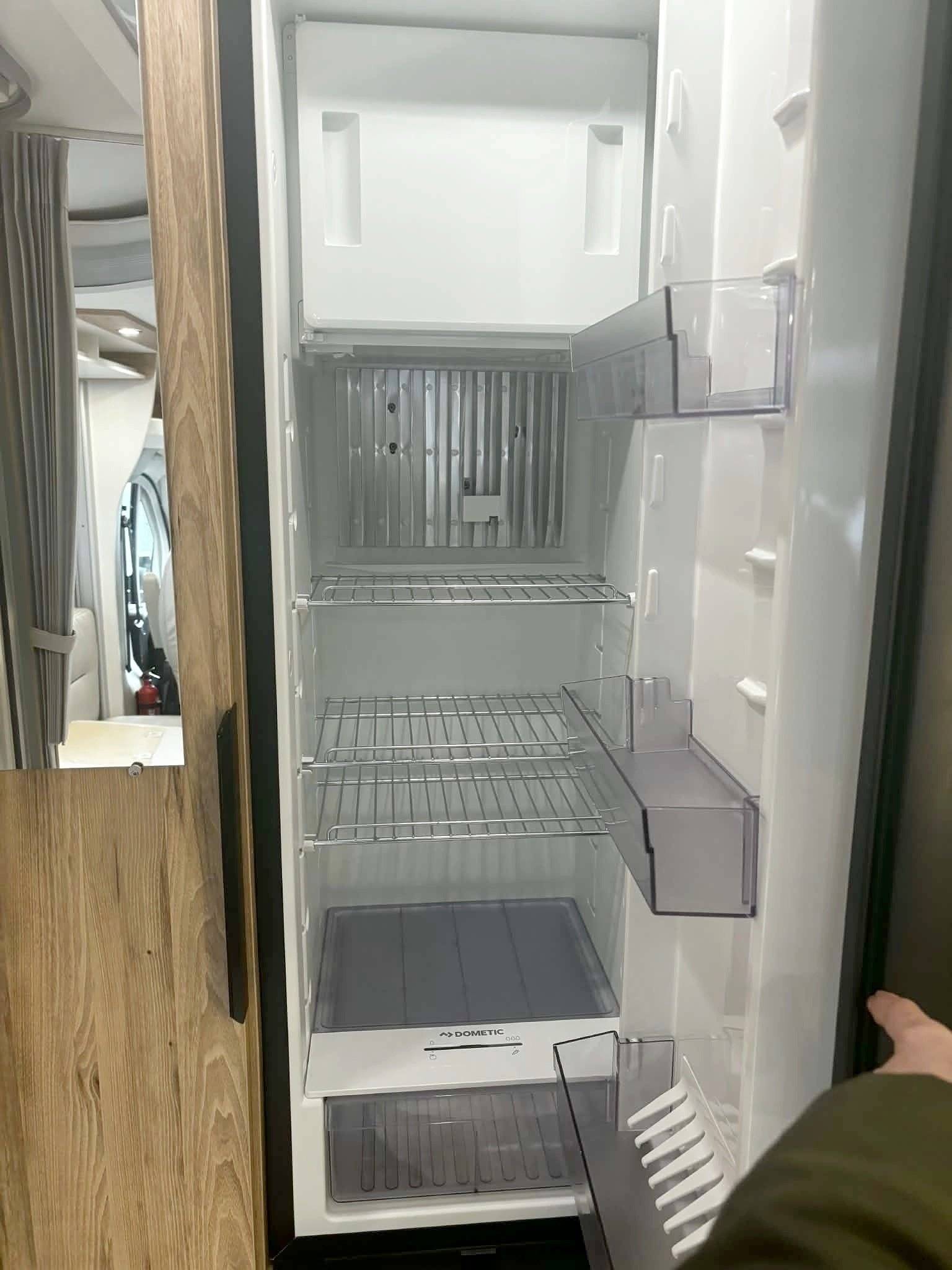 Bavaria BAVARIA T696D