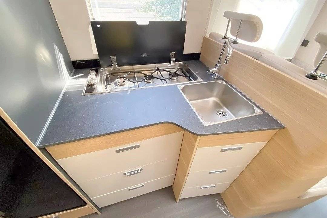 Adria ADRIA CORAL XL 660 SL