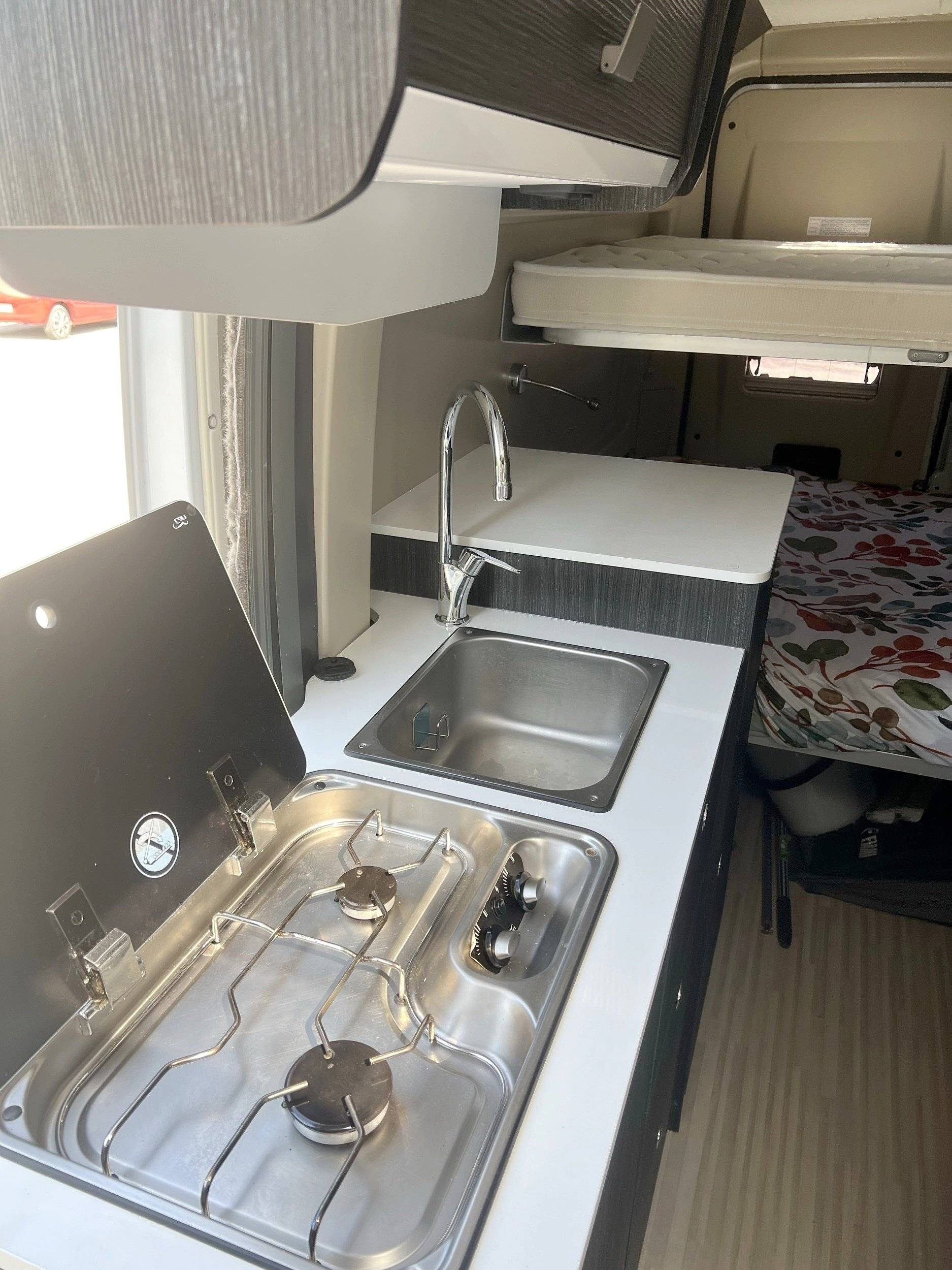 Kitchen Citroën 2.2L 140CV - Yescapa
