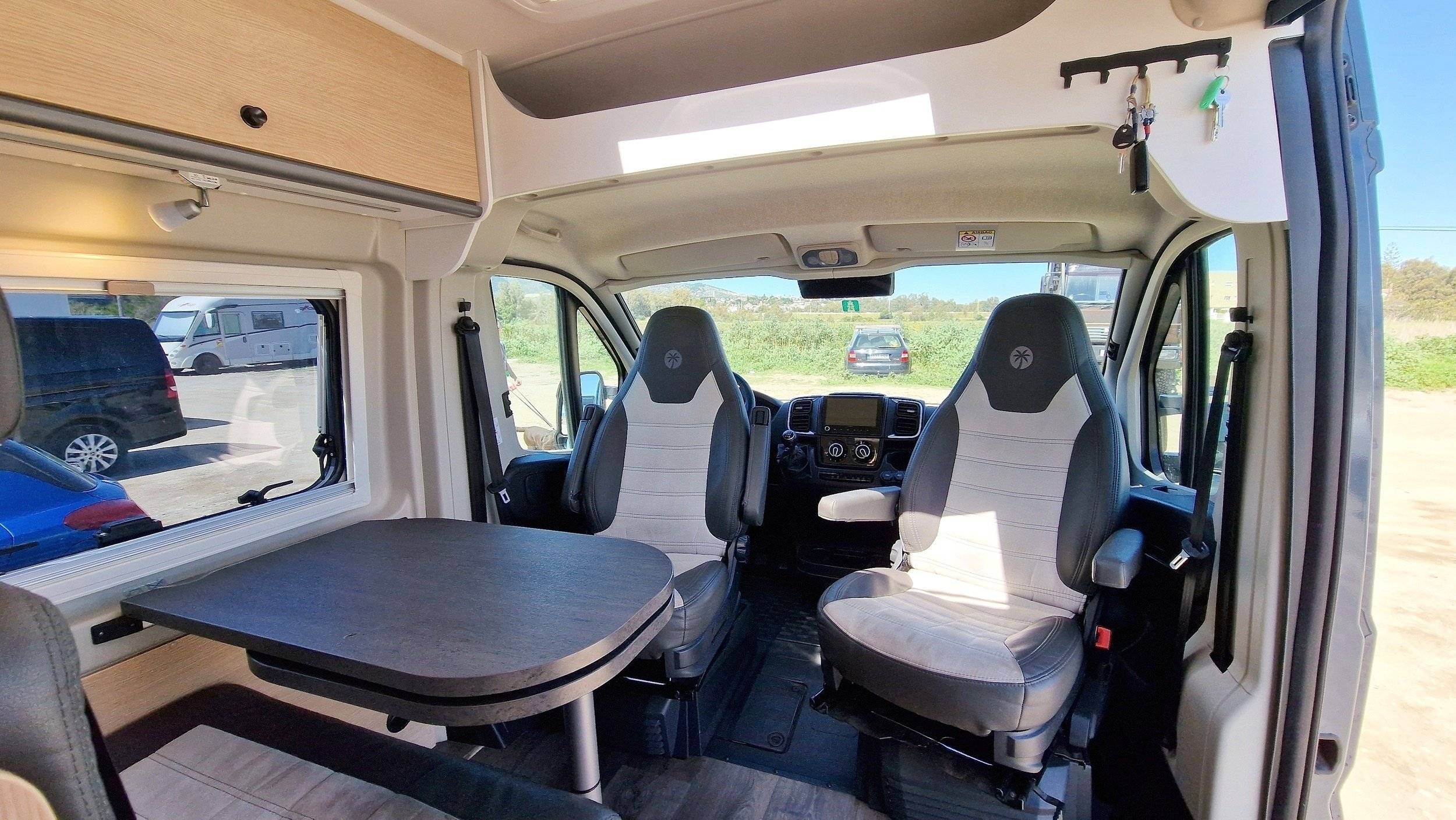 Sunlight SUNLIGHT CLIFF 640 ADVENTURE EDITION