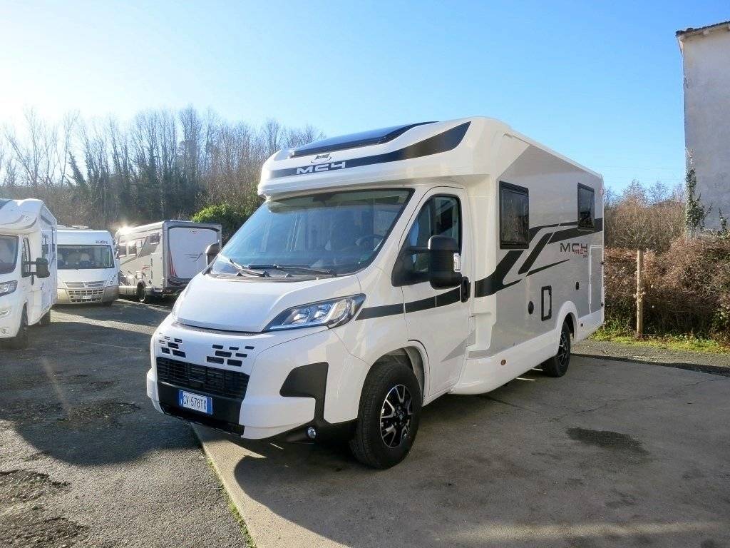 Vista frontale a ¾ Fiat Fiat ducato - Yescapa