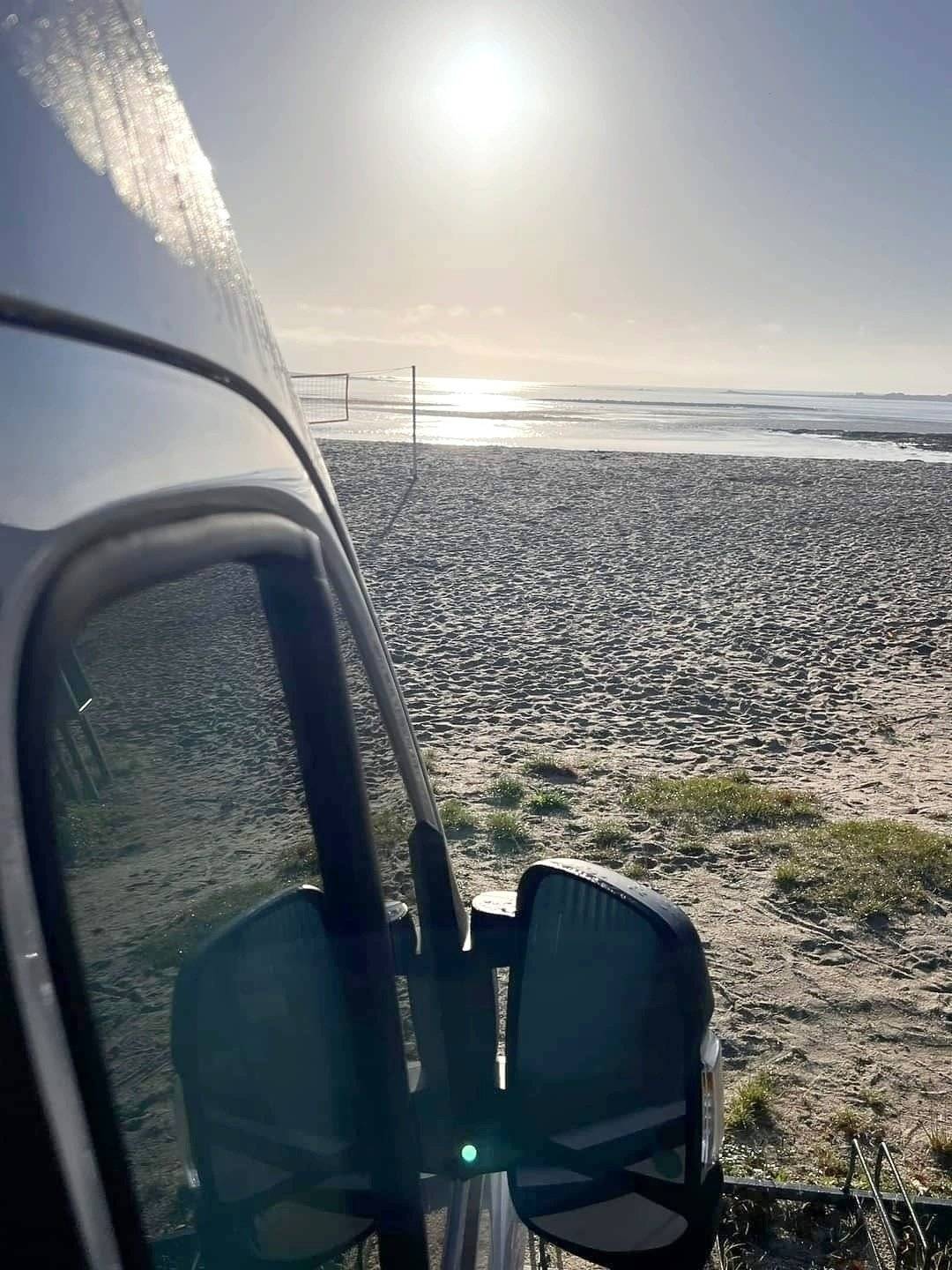 Mclouis Van 3 Menfys