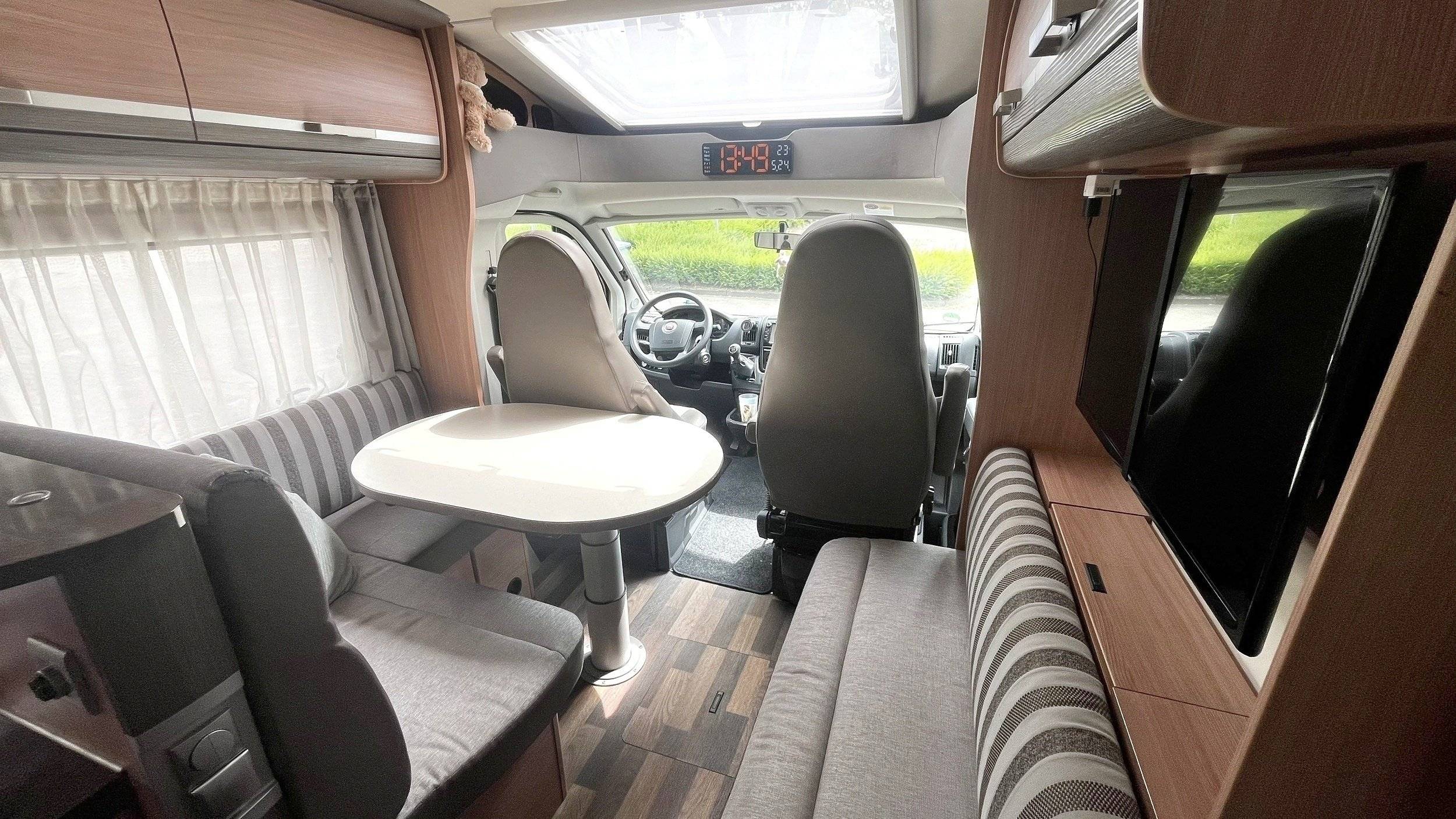 Eethoek Fiat Ducato 2,2 l Multijet 130 ch. - Yescapa