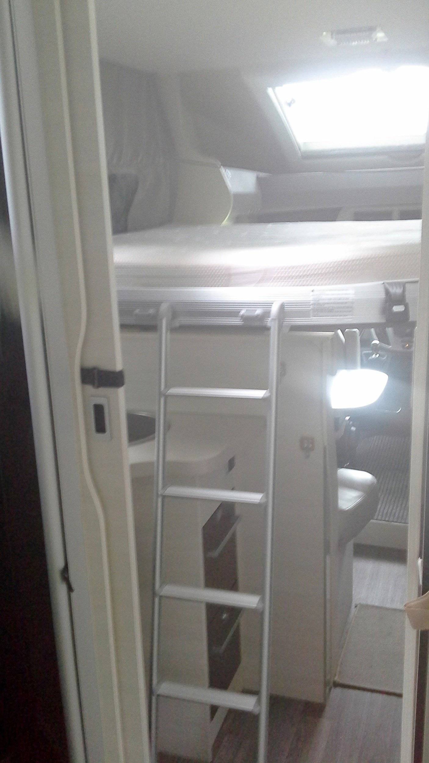 Challenger/MAGEO/288EB Transit 2,2 l 155 ch