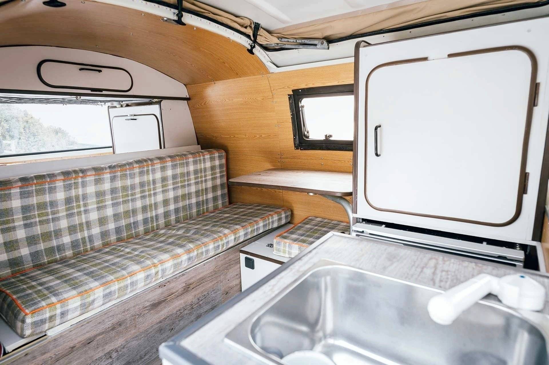 Coin repas Volkswagen T2 WESTFALIA - Yescapa