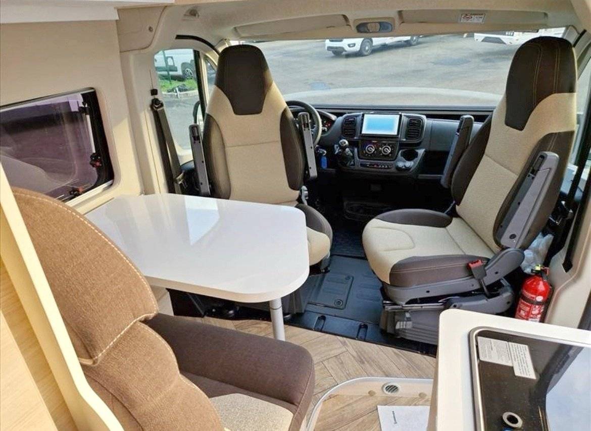 Dinette Fiat - Yescapa