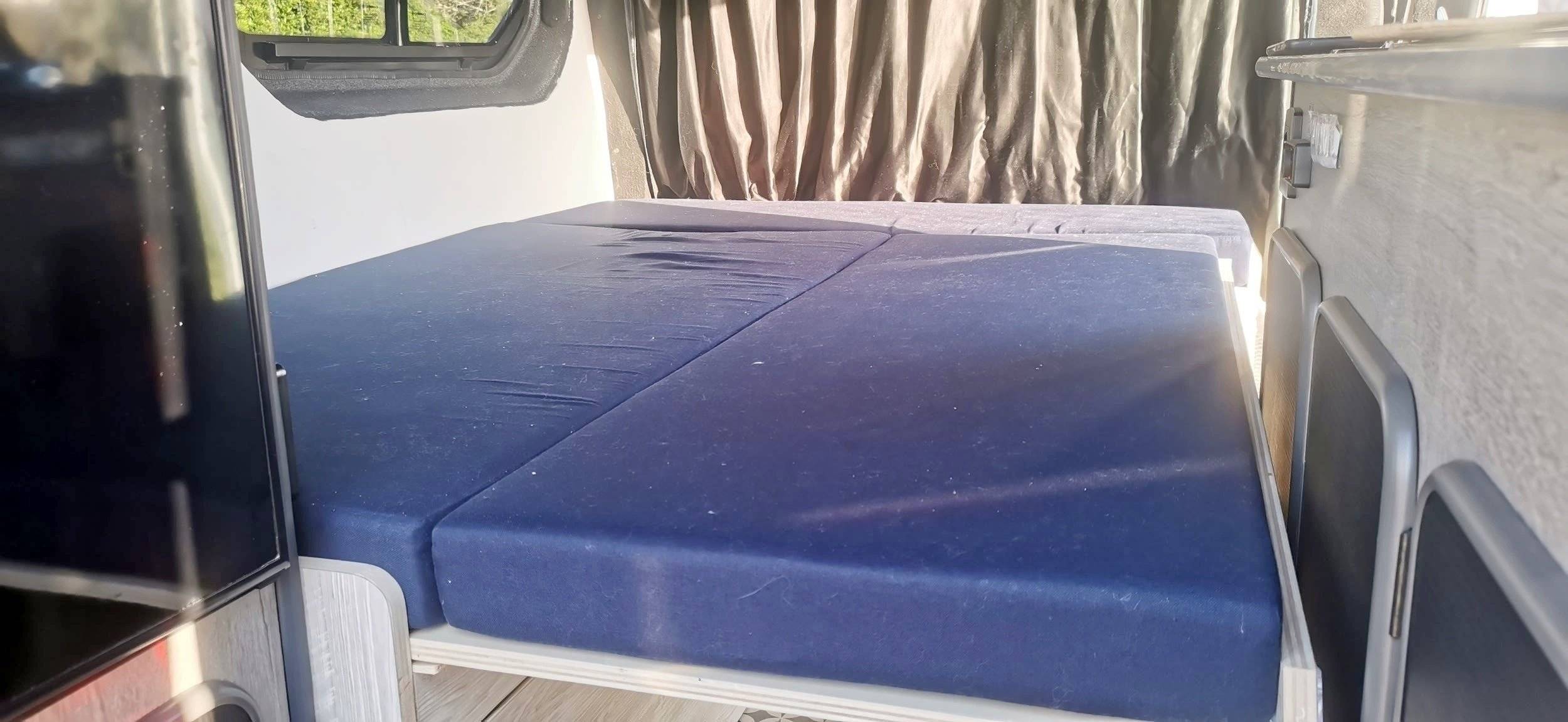 llits Renault RENAULT TRAFIC III 145 GRAND CONFORT ENERGY - Yescapa