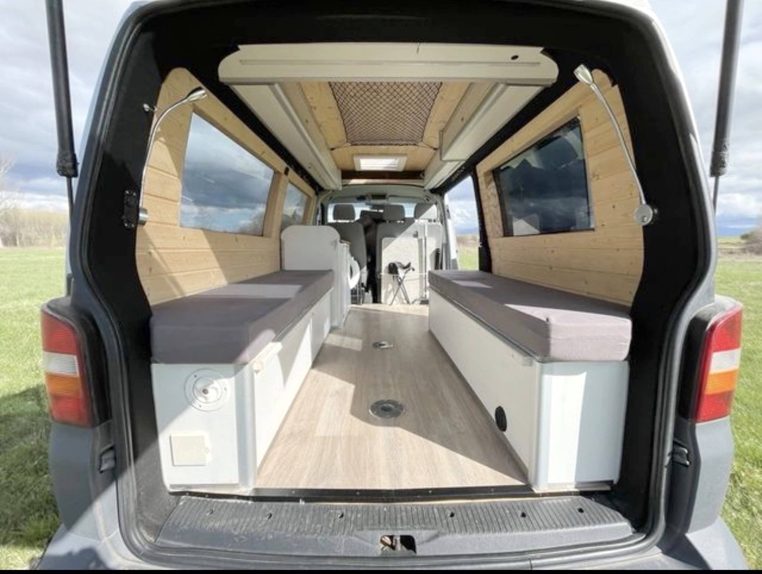 Berth Volkswagen - Yescapa