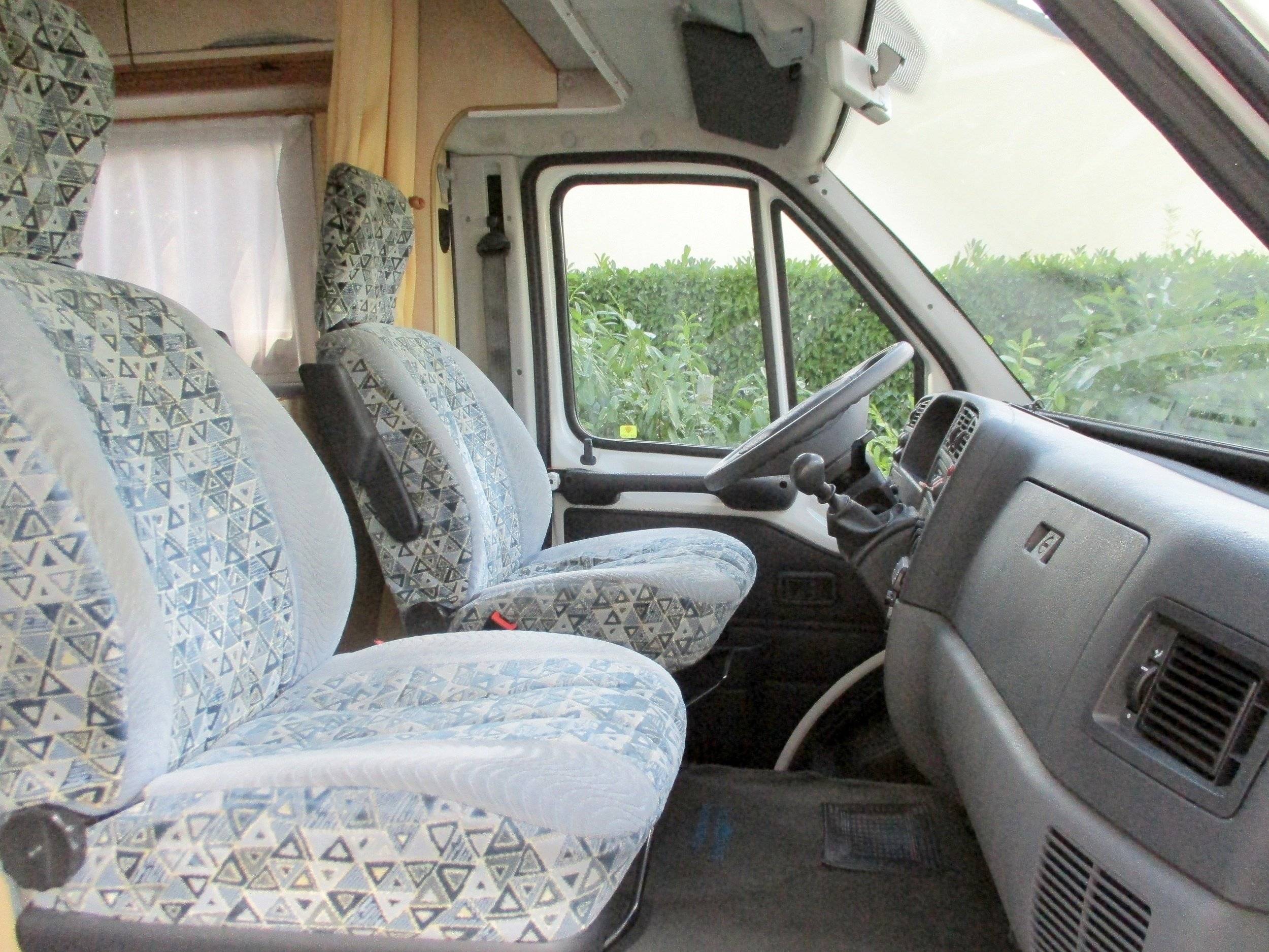 Driver's compartment Fiat Ducato 2,8 l 115 ch/Al-Ko - Yescapa