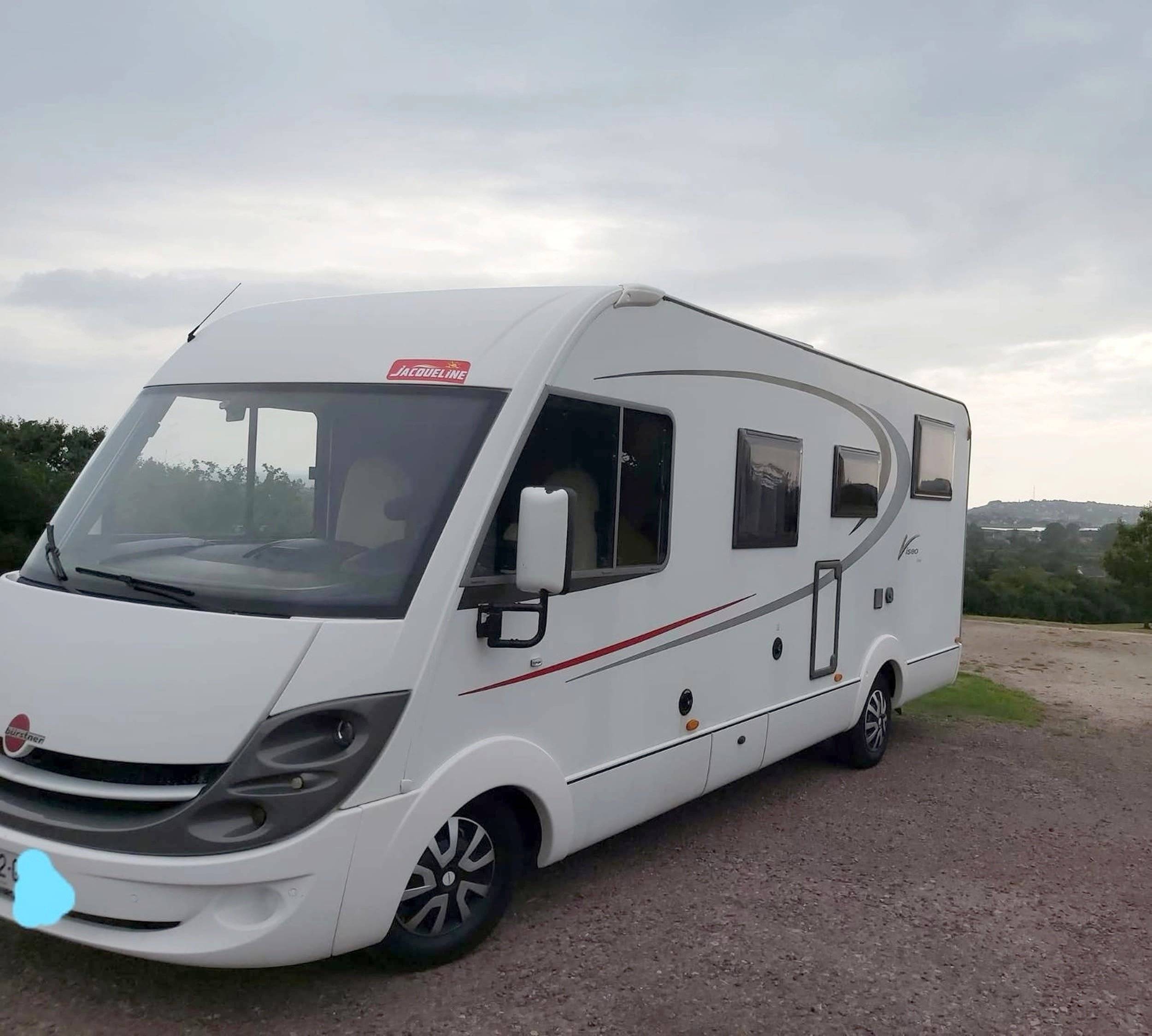 Voorkant 3/4 Fiat Ducato 2.3L-130 - Yescapa