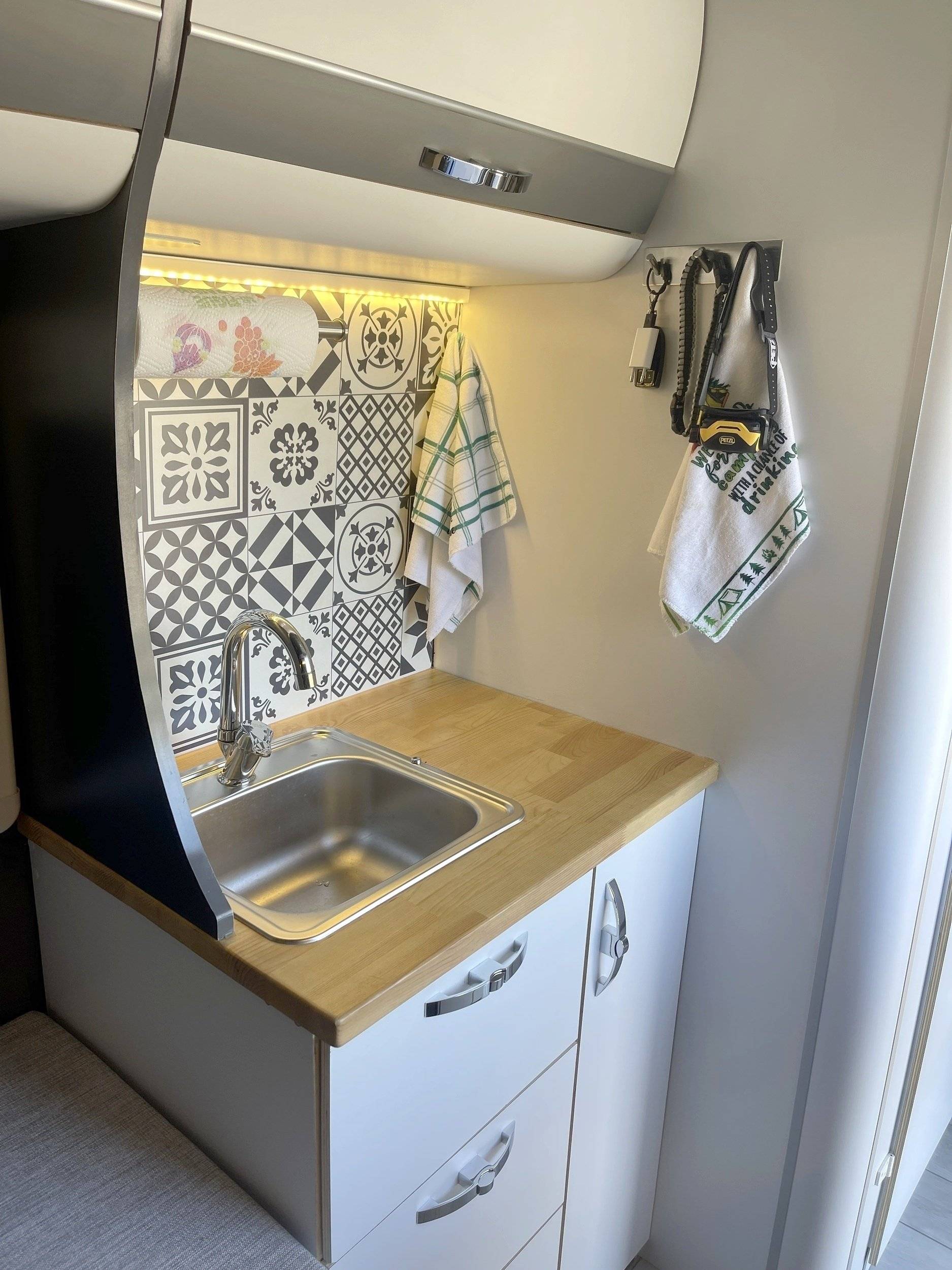 Kitchenette Fiat FIAT DUCATO - Yescapa
