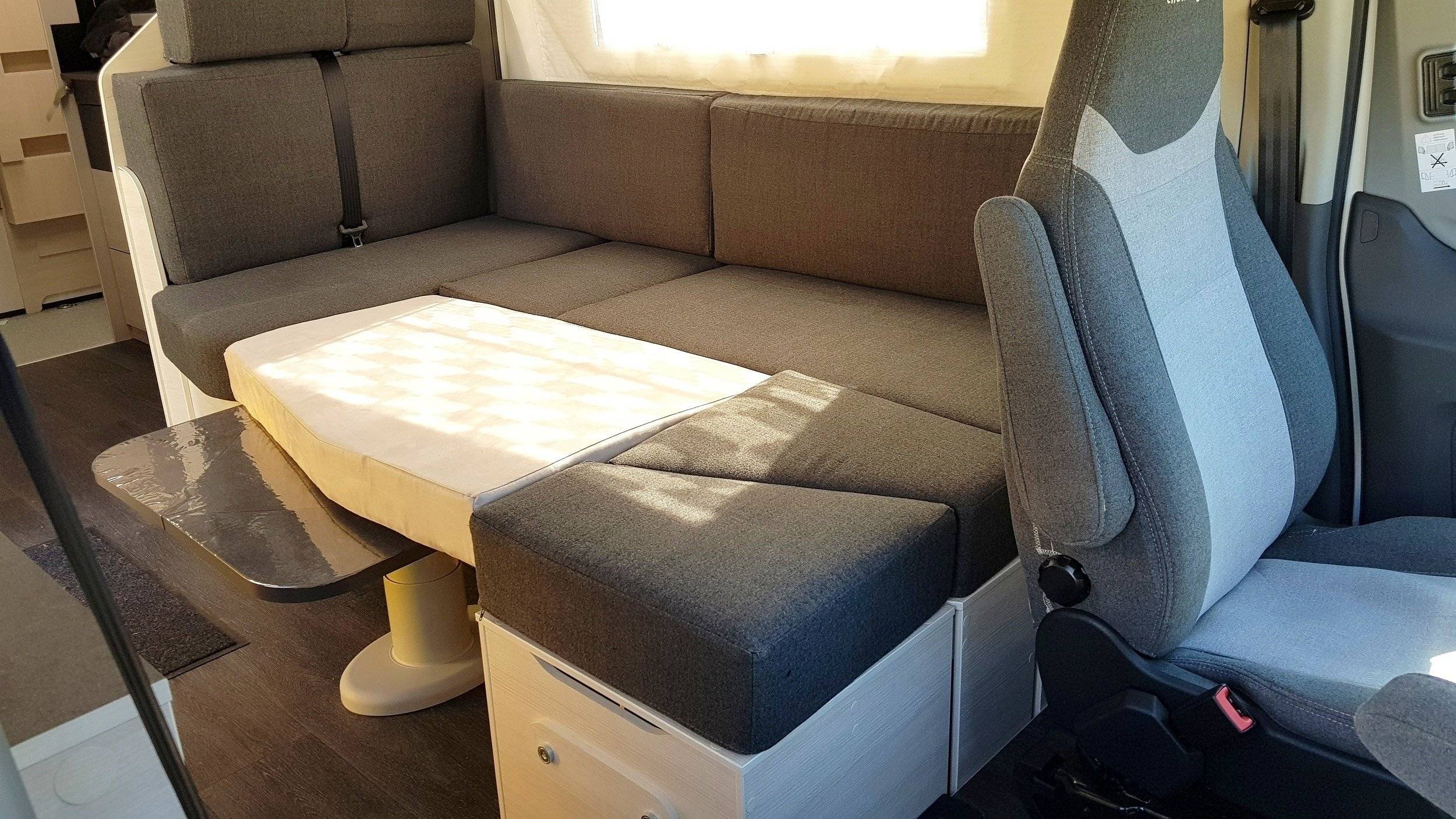 Challenger 240 Open Edition