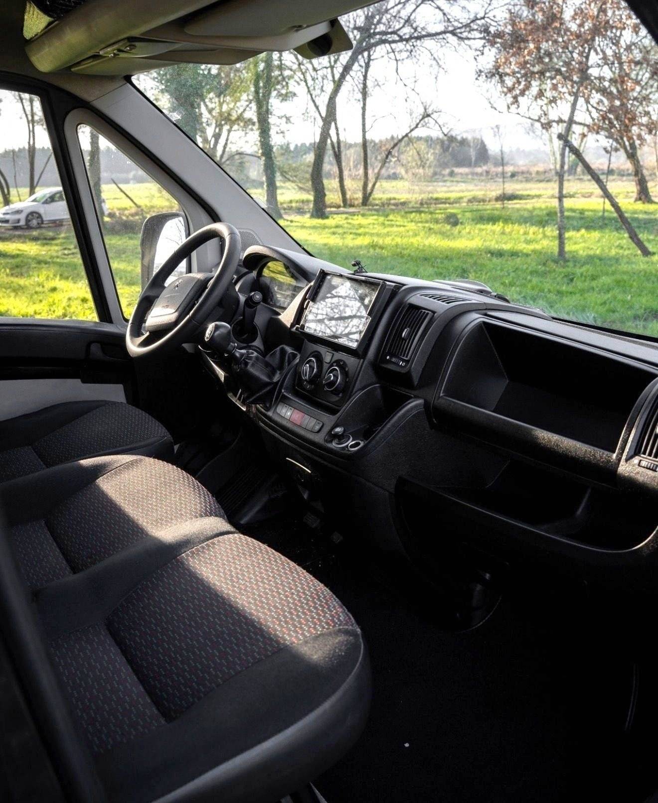 Bestuurderplaats Peugeot - Yescapa