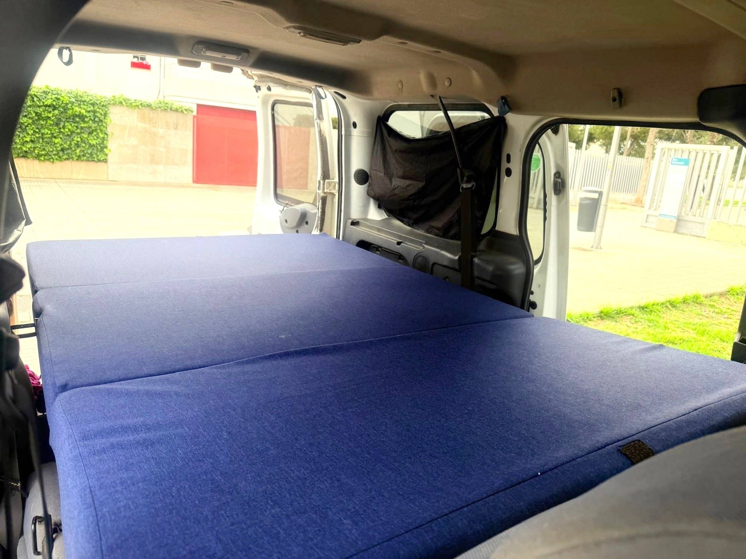 Couchages Ford Tourneo Connect - Yescapa