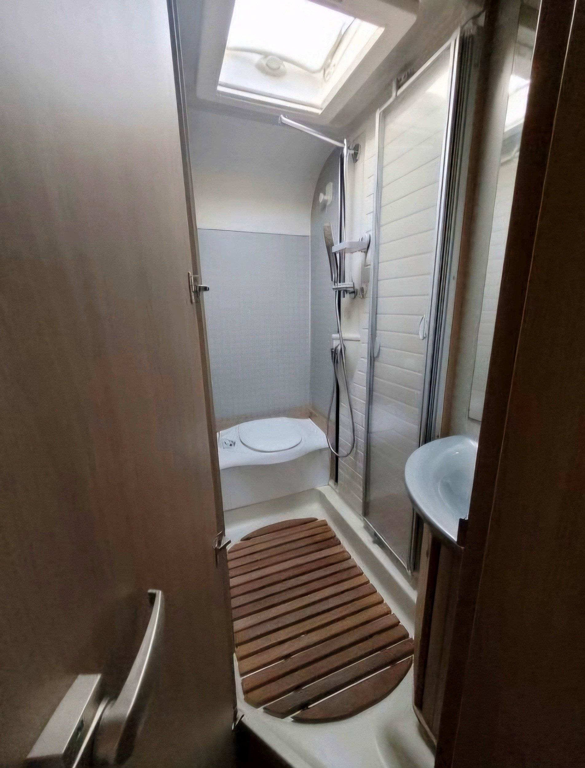 Bürstner IXEO IT 664