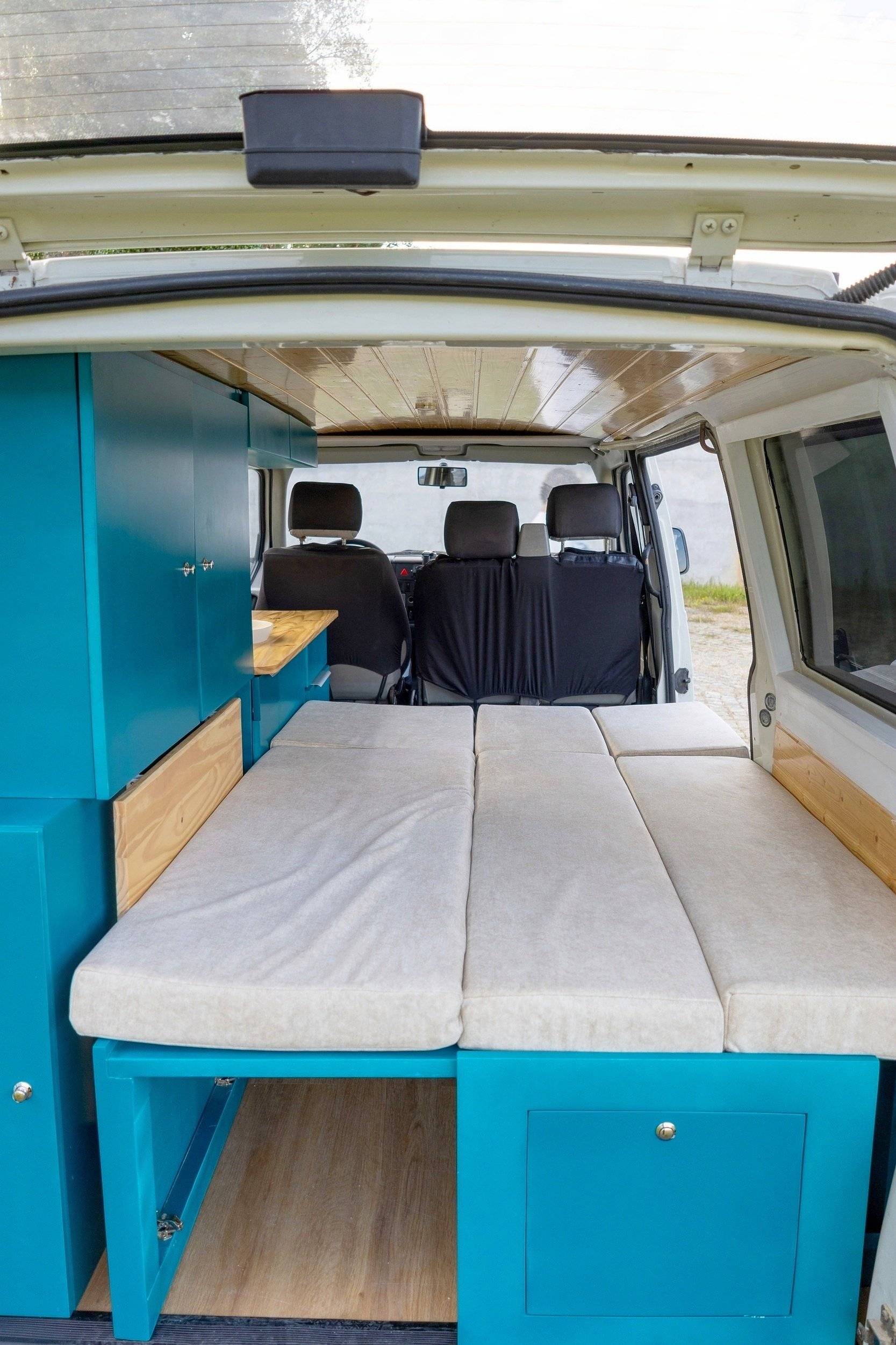 VanCowork Transporter T4 Multivan