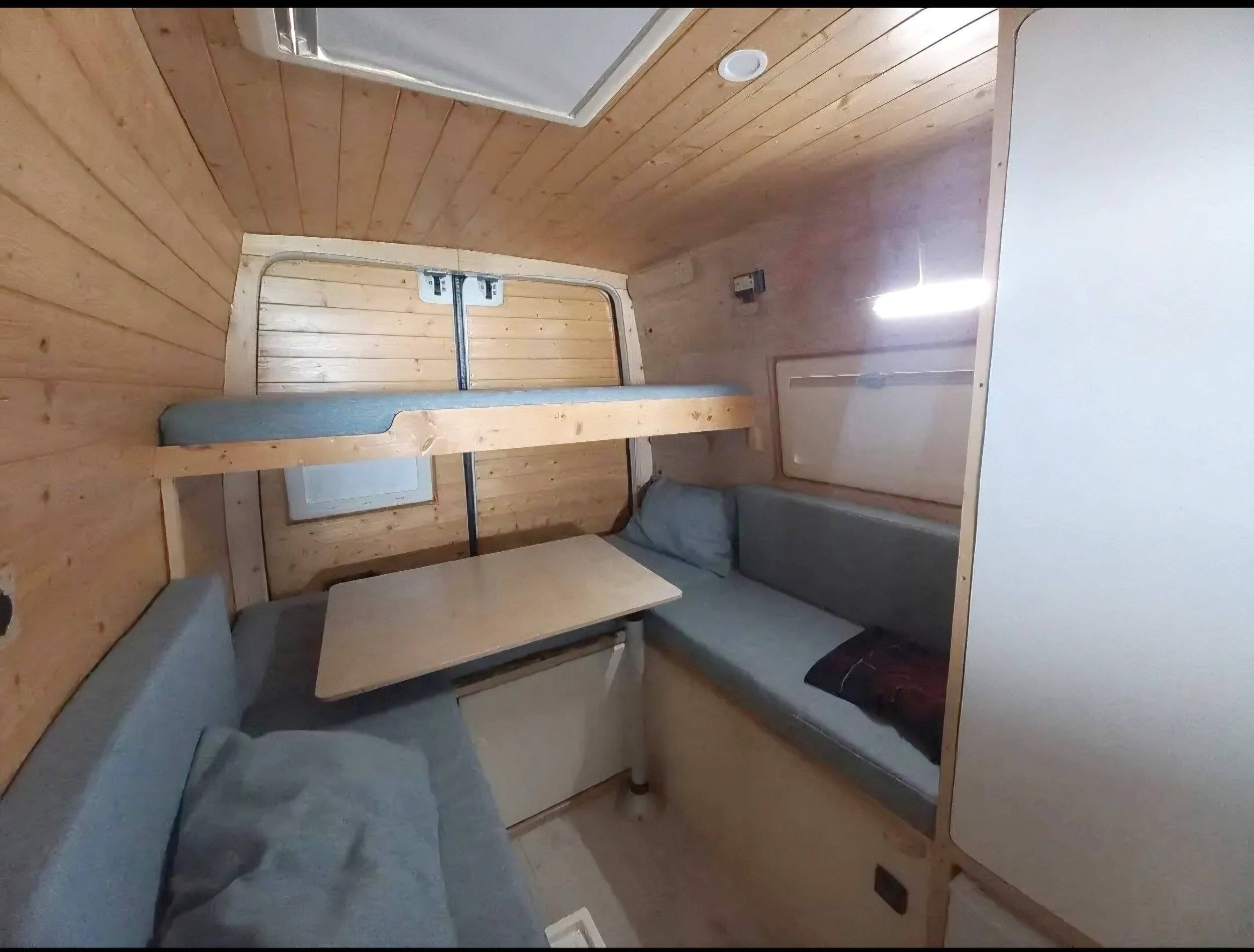 Plazas en cama Volkswagen - Yescapa